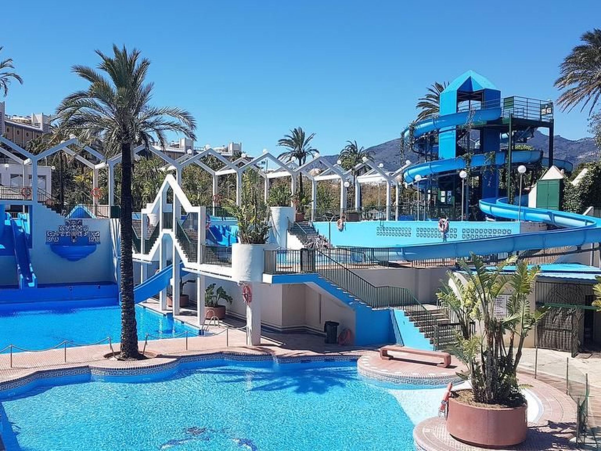 BENALBEACH DE LUXE an der BEACH FRONT LINE-Outside