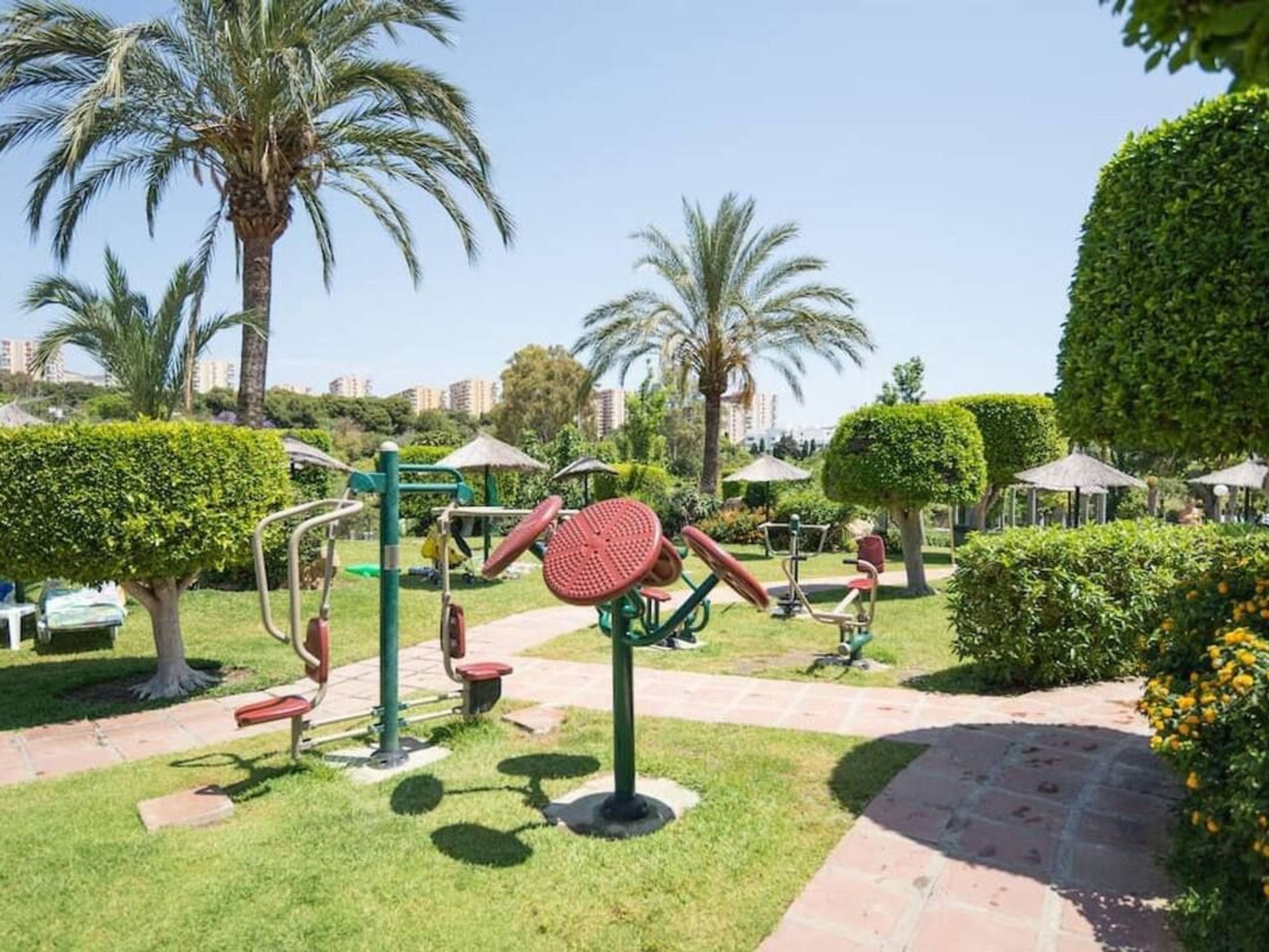 Photo of BENALBEACH DE LUXE an der BEACH FRONT LINE