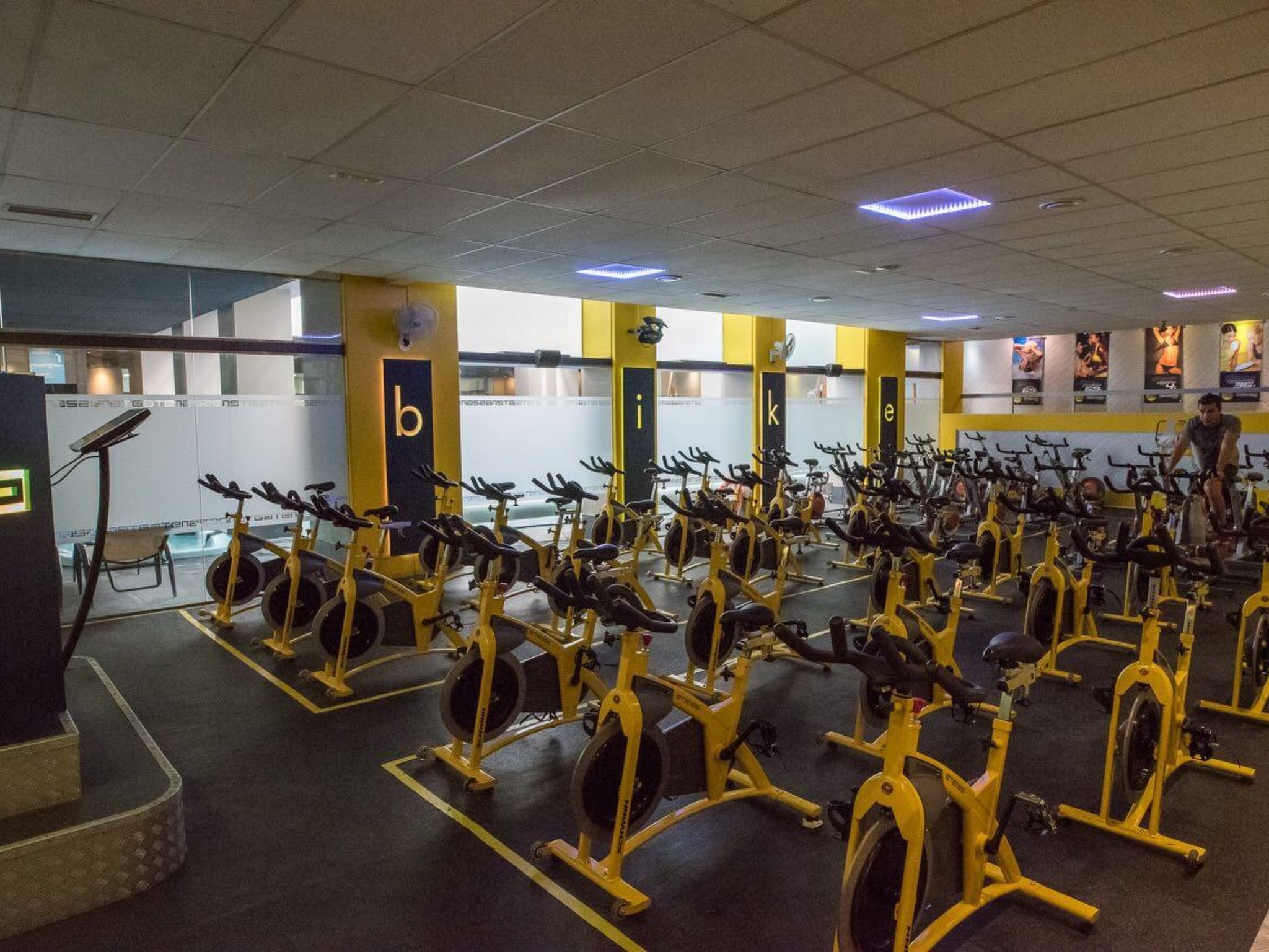 BENALBEACH DE LUXE an der BEACH FRONT LINE-Outside