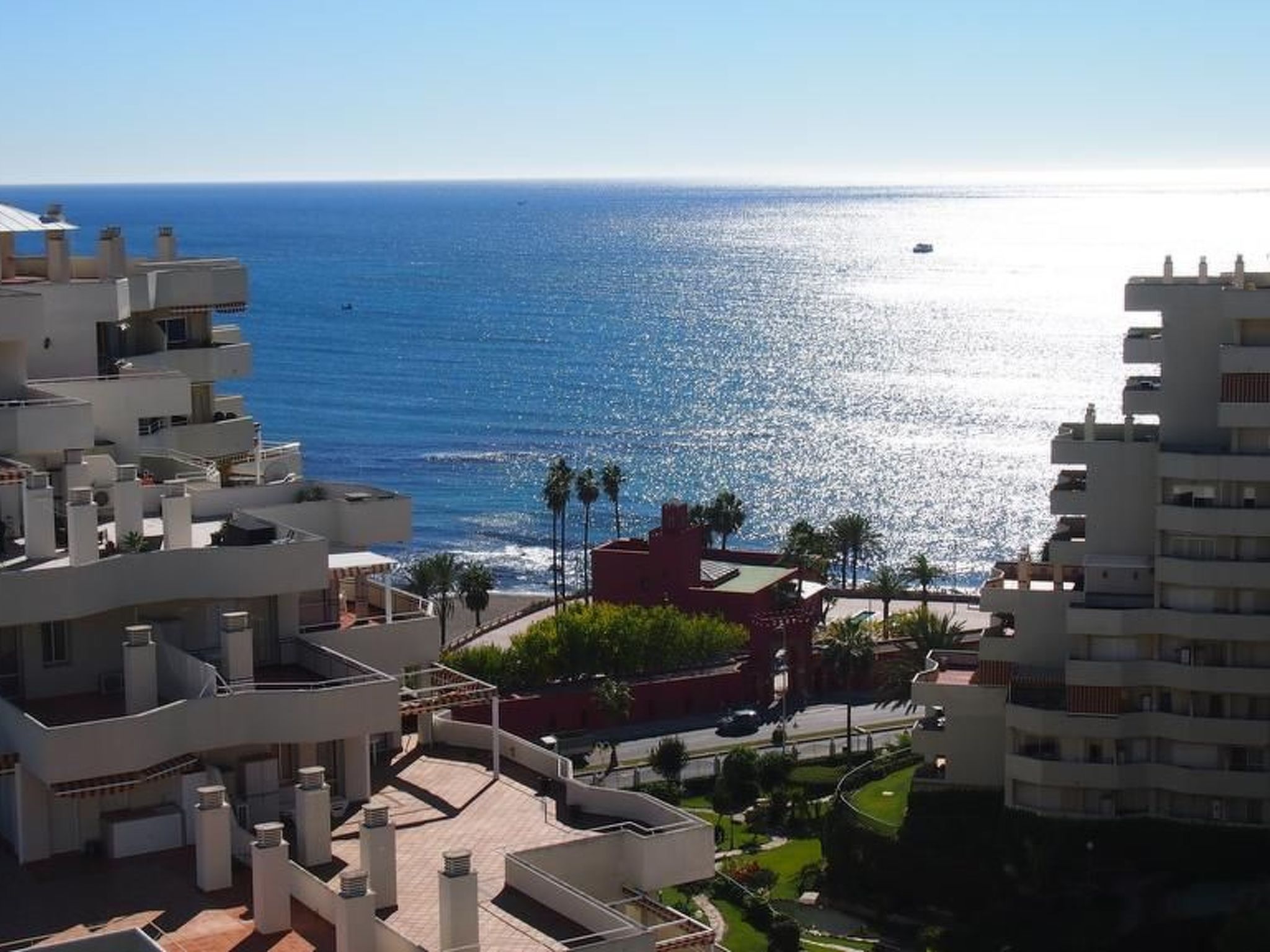 BENALBEACH DE LUXE an der BEACH FRONT LINE-Outside