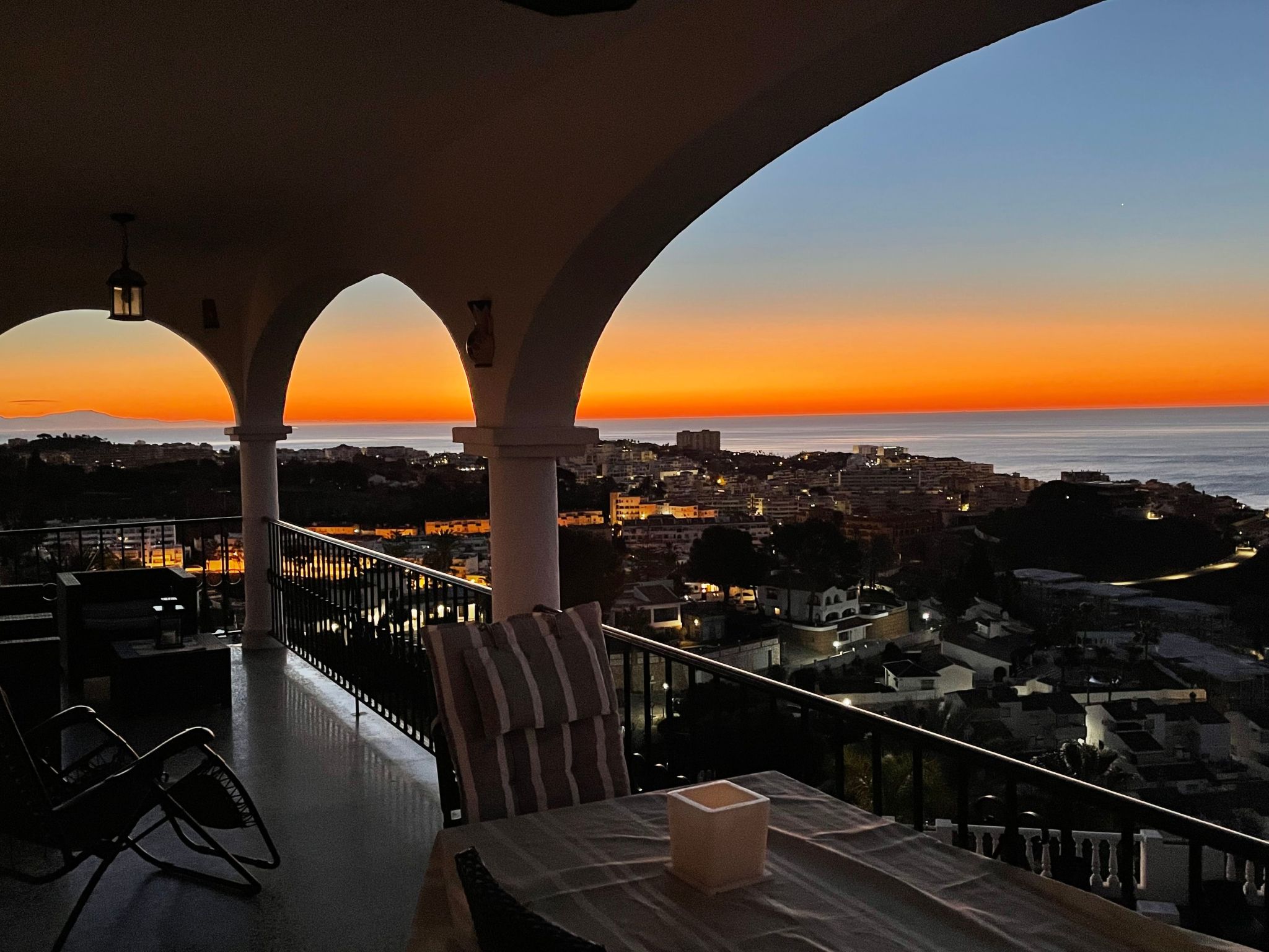 Villa Bella Vista mit Panoramablick und priv. Pool-Binnen