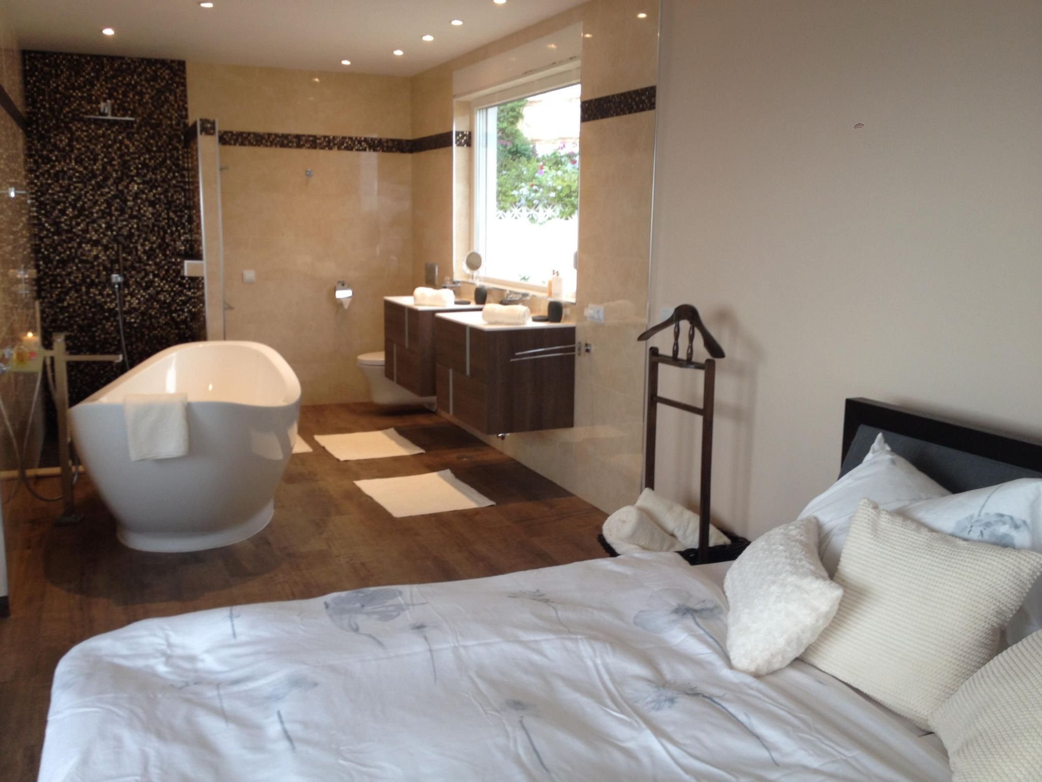 Villa Bella Vista mit Panoramablick und priv. Pool-Binnen