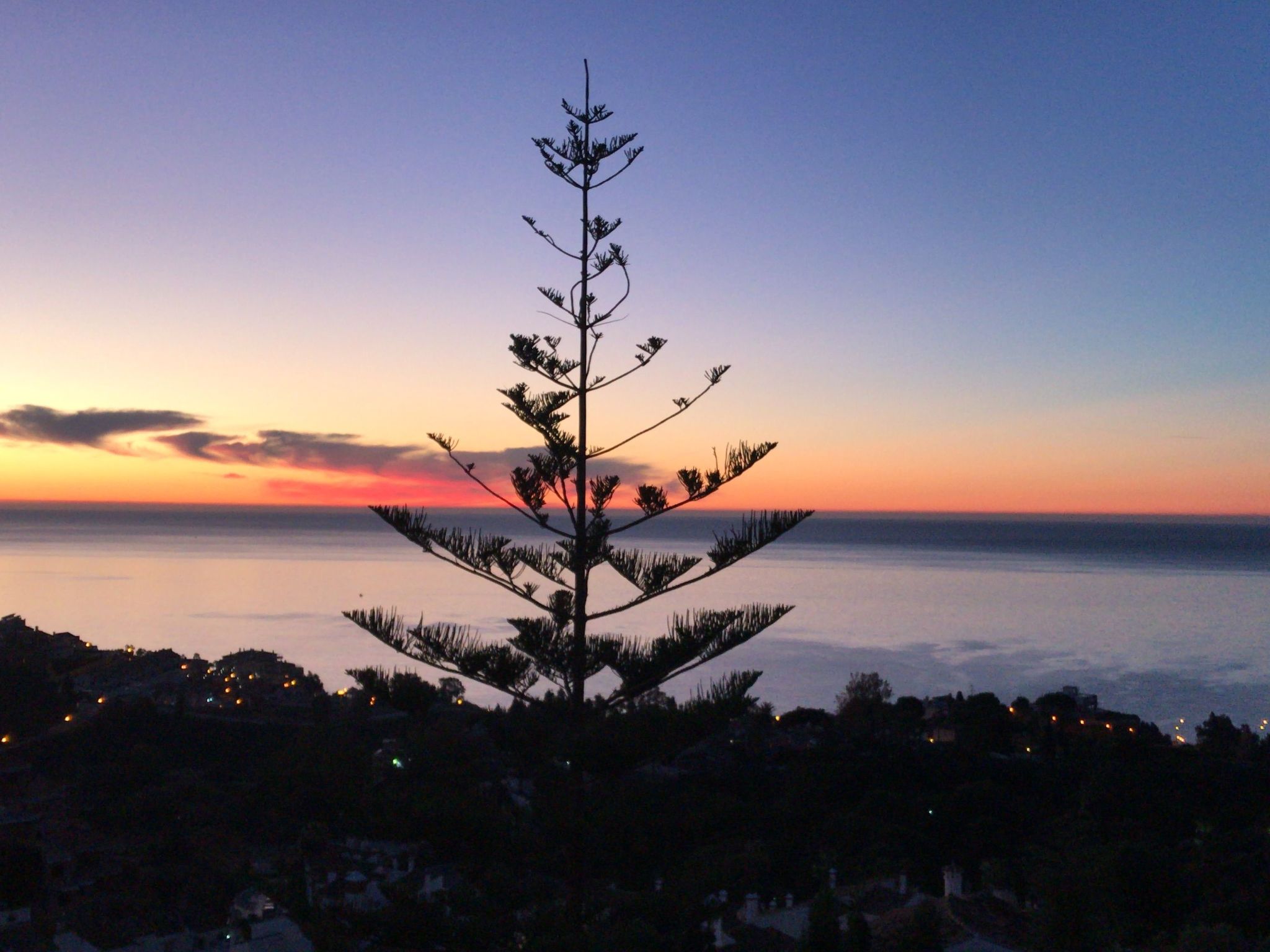 Villa Bella Vista mit Panoramablick und priv. Pool-Binnen