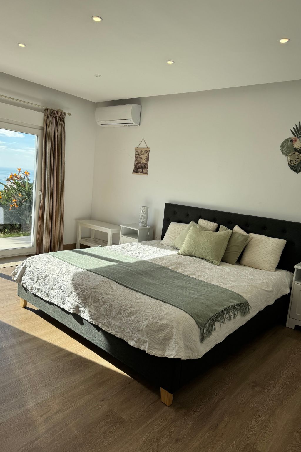 Villa Bella Vista mit Panoramablick und priv. Pool-Binnen