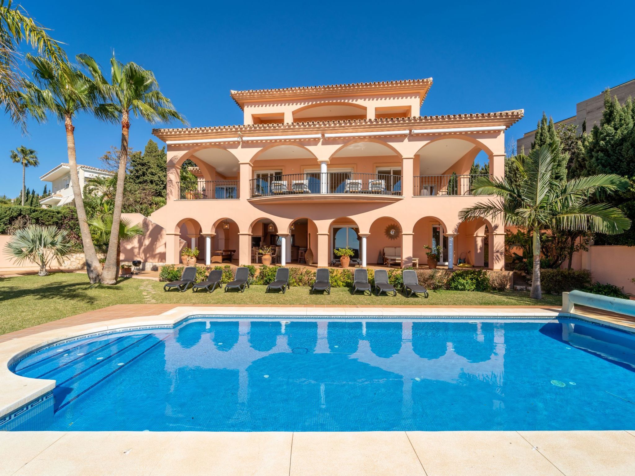 Vakantiehuis met omheinde tuin in Benalmádena Costa (Spanje) 1 hond is welkom