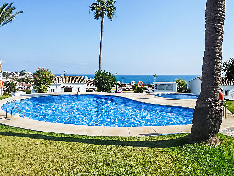 Search and Stay destination Las Lagunas de Mijas, AN - Spain from AU$ 235. Las Buganvillas