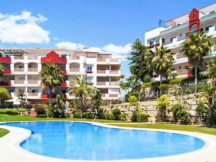 Dichtbij centrum: Modern appartement met verwarmd zwembad in Mijas Costa in Mijas Costa