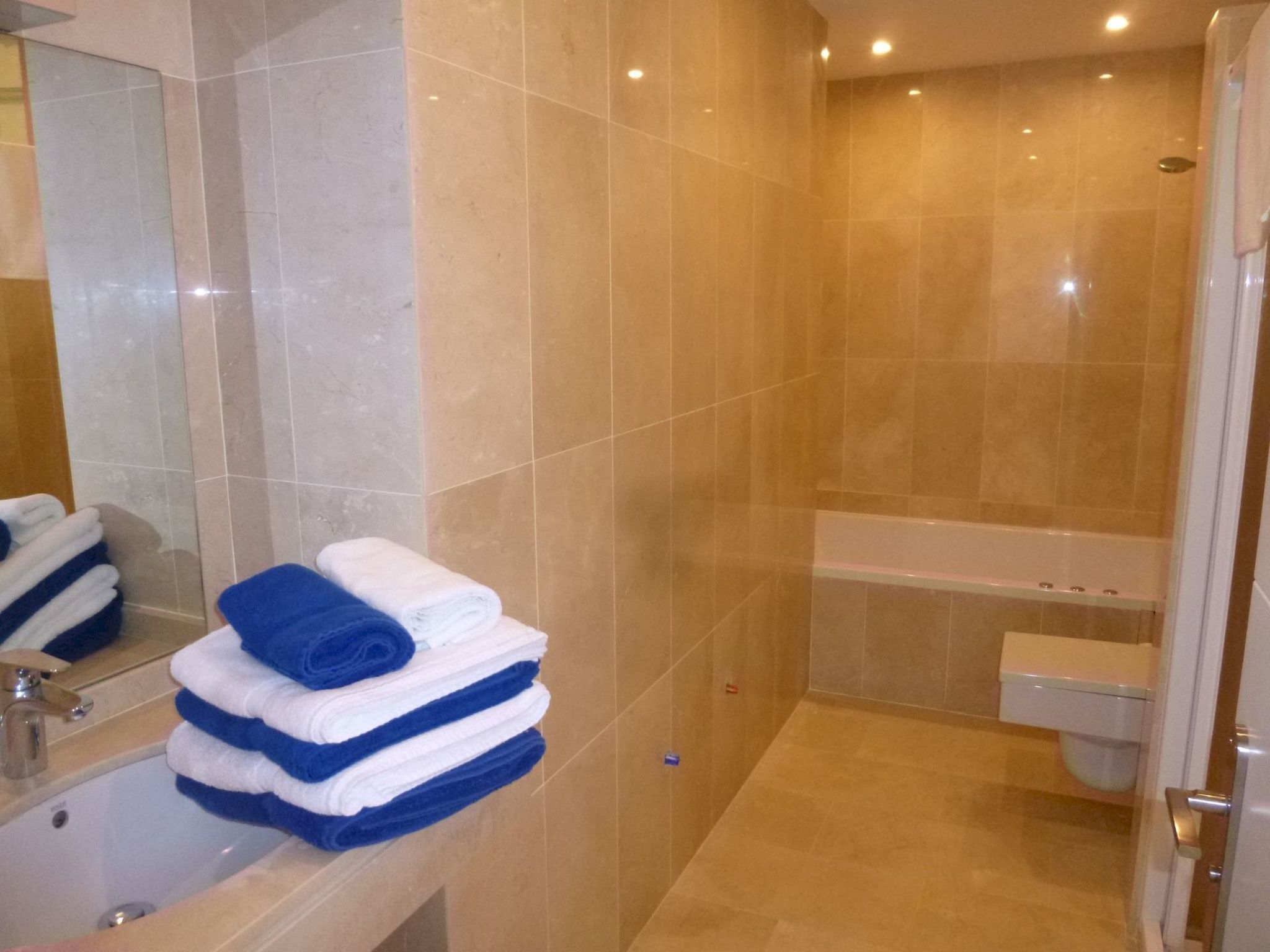 Ferienvilla mit Jacuzzi