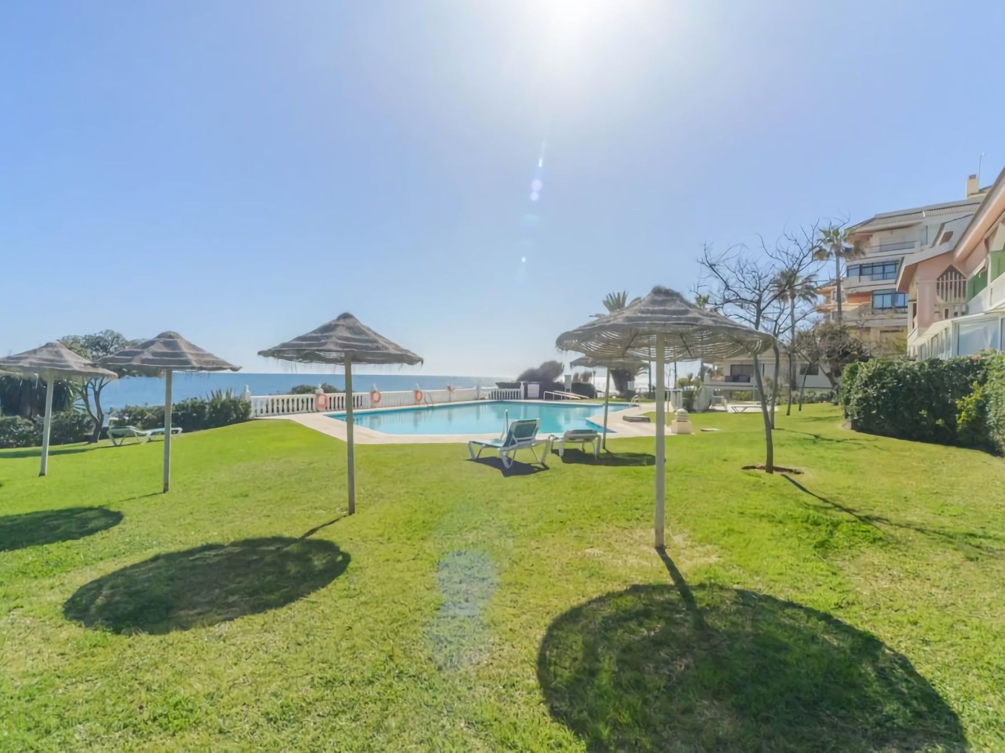 Tolle Ferienwohnung in Las Lagunas De Mijas mit Garten, gemeinschaftlichem Pool-Inside