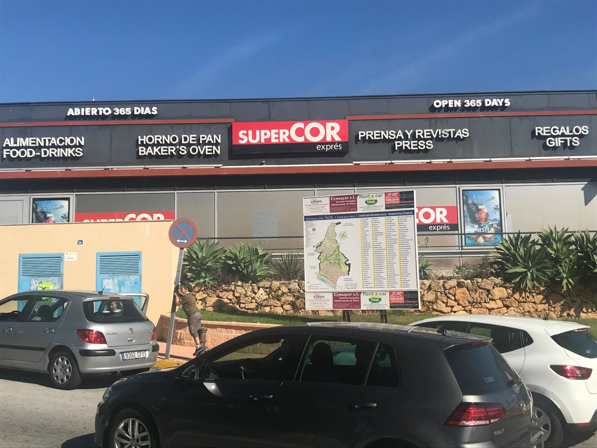 Tolle Ferienwohnung in Las Lagunas De Mijas mit Garten, gemeinschaftlichem Pool-Inside