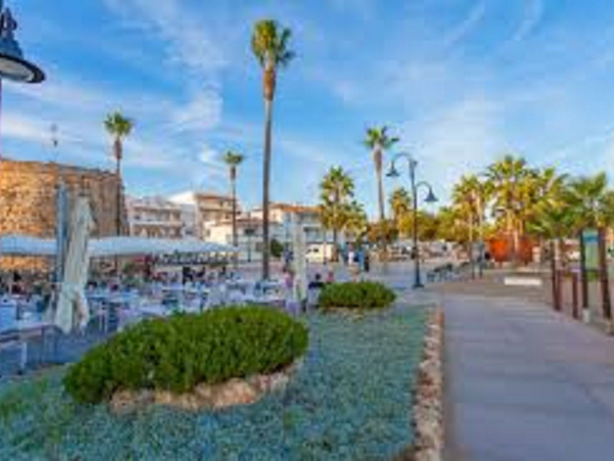 Wunderschöne Ferienwohnung in Las Lagunas De Mijas mit Möblierter Terrasse-Drinnen