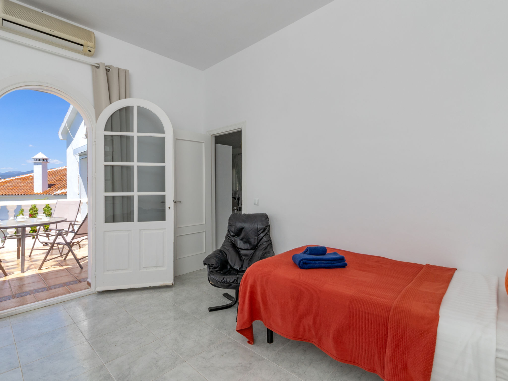 Villa La Paisible-Binnen