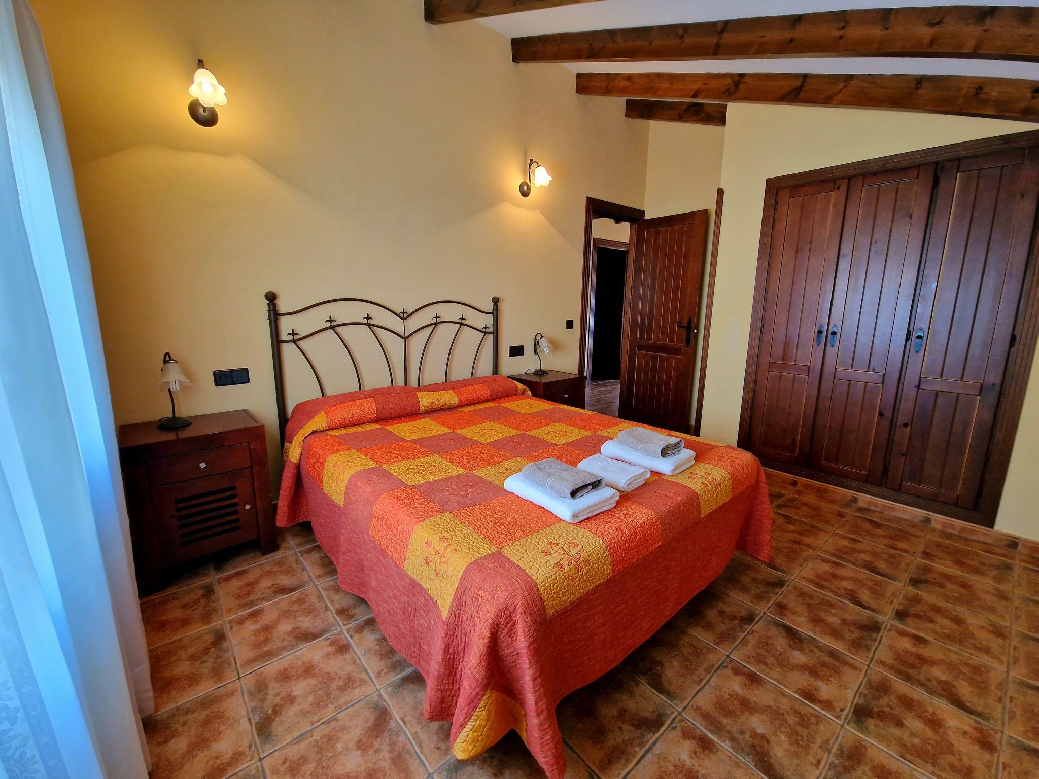 Charmantes Ferienhaus mit Grill und Schwimmingpool-Binnen