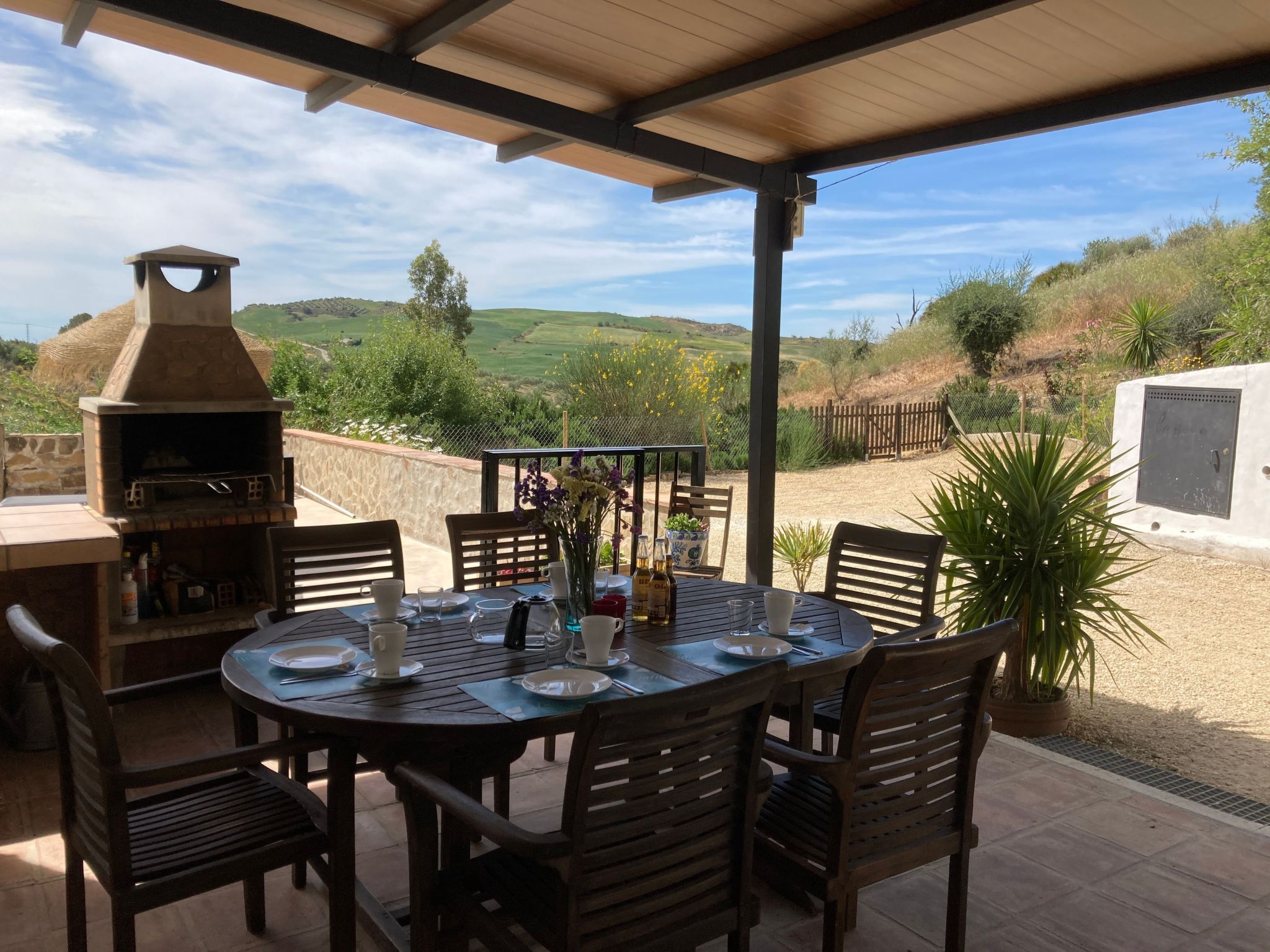 Wunderschön gelegenes Ferienhaus mit privatem Pool-Binnen