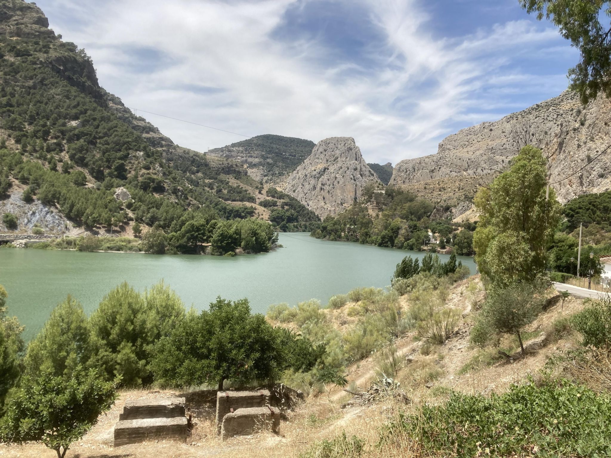 Wunderschön gelegenes Ferienhaus mit privatem Pool-Binnen
