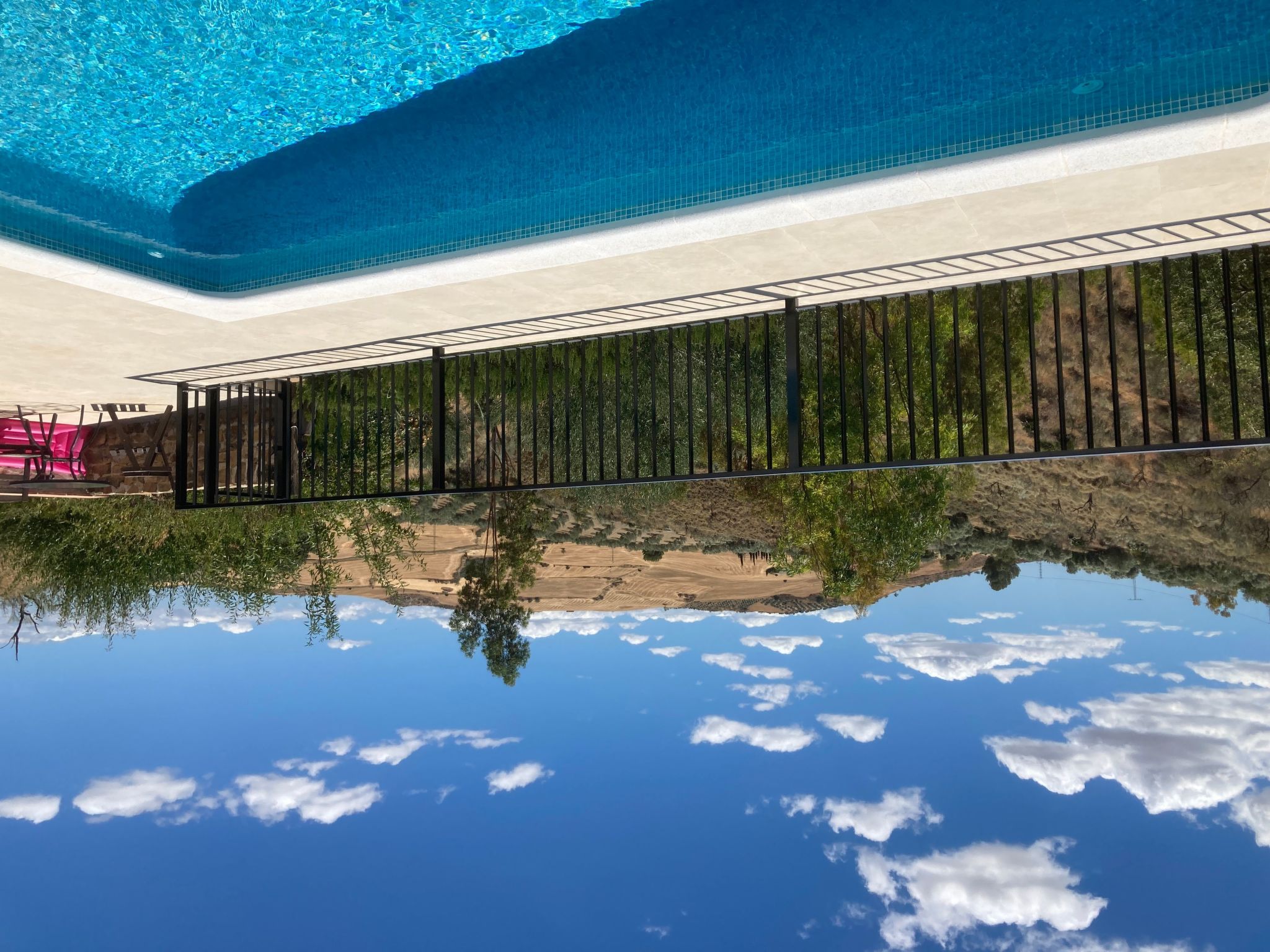 Wunderschön gelegenes Ferienhaus mit privatem Pool-Binnen