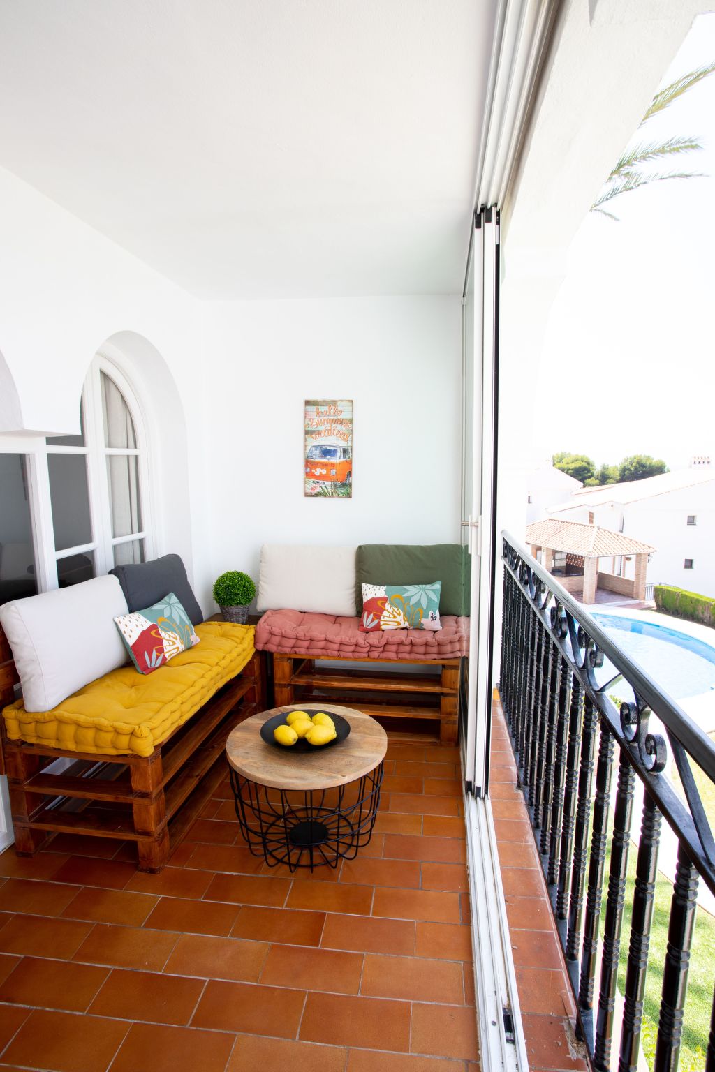 Schöne Wohnung mit Pool und malerischer Aussicht-Binnen