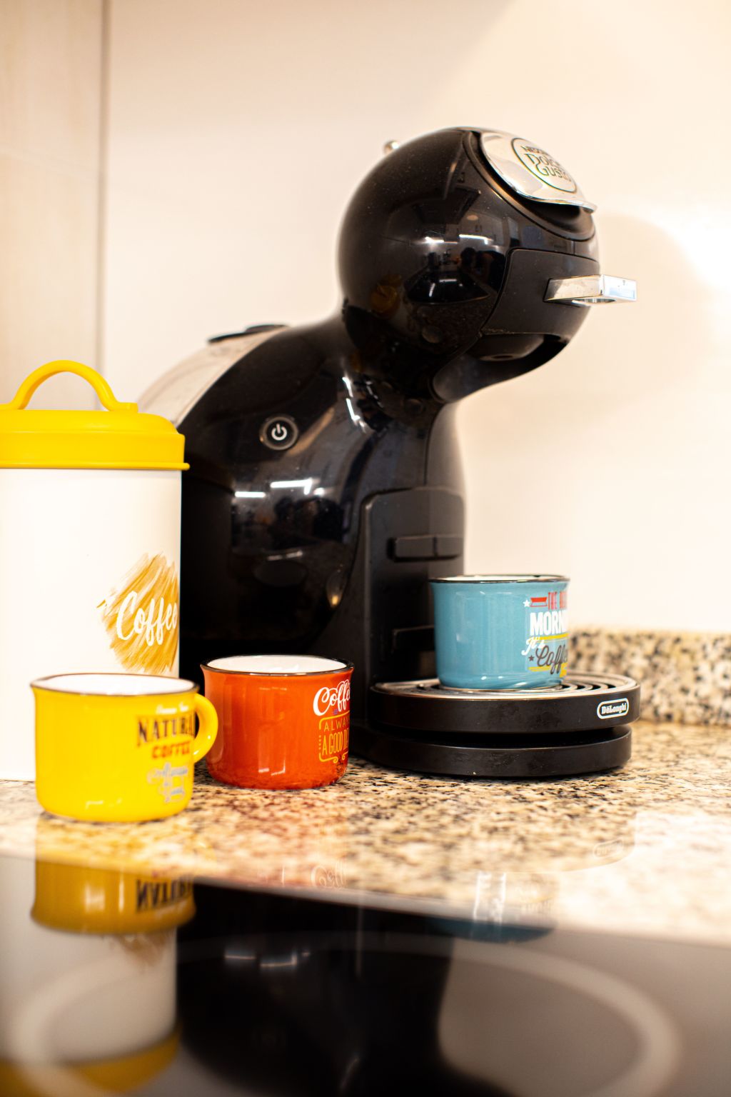 Schöne Wohnung mit Pool und malerischer Aussicht