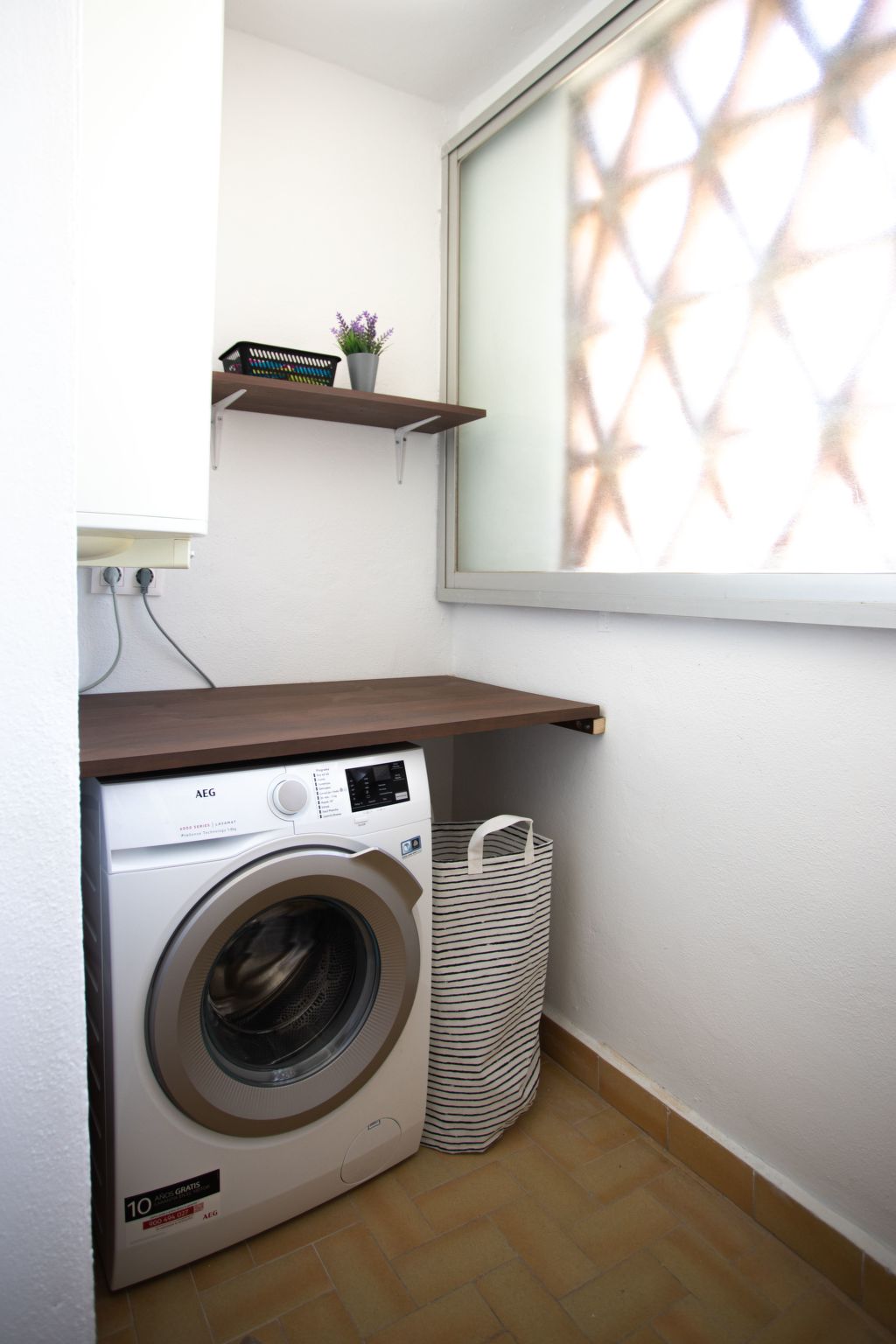 Schöne Wohnung mit Pool und malerischer Aussicht-Binnen