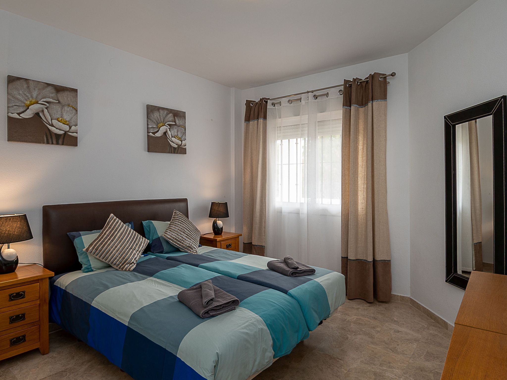 Appartement mit Terrasse-Image-tags.info