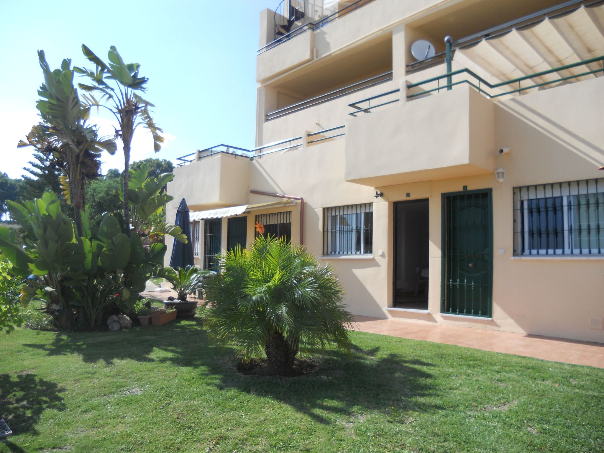 Zweistöckige Ferienwohnung in Marbella-Mijas Costa mit Meerblick-Image-tags.info