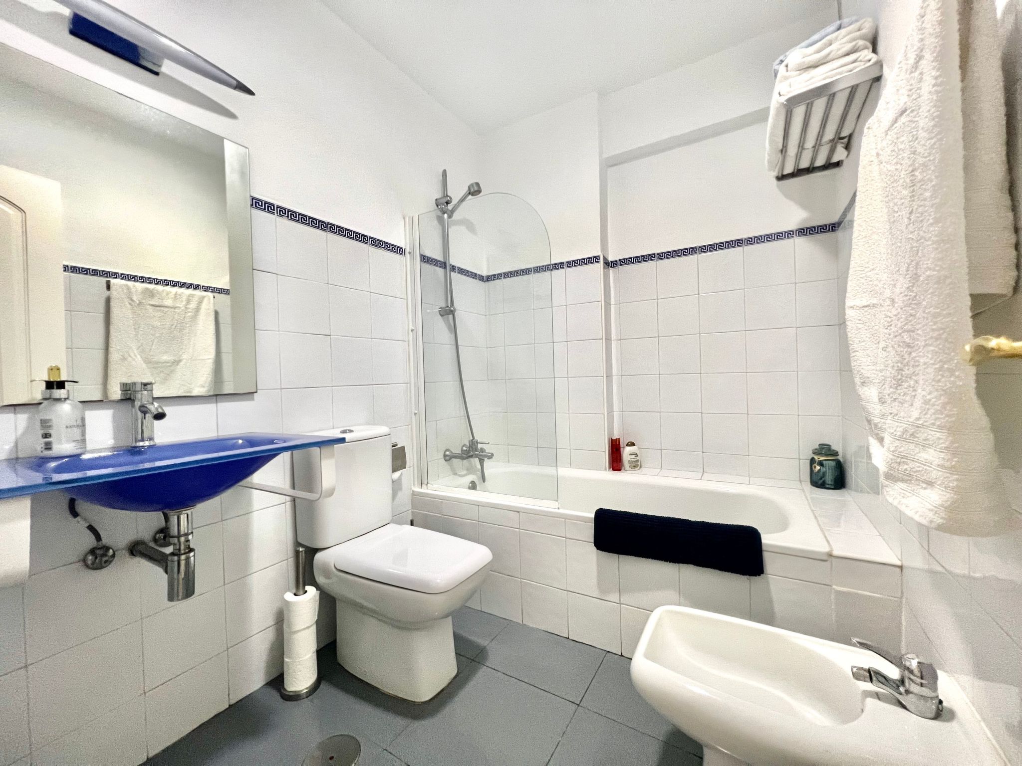 Zweistöckige Ferienwohnung in Marbella-Mijas Costa mit Meerblick-Image-tags.info