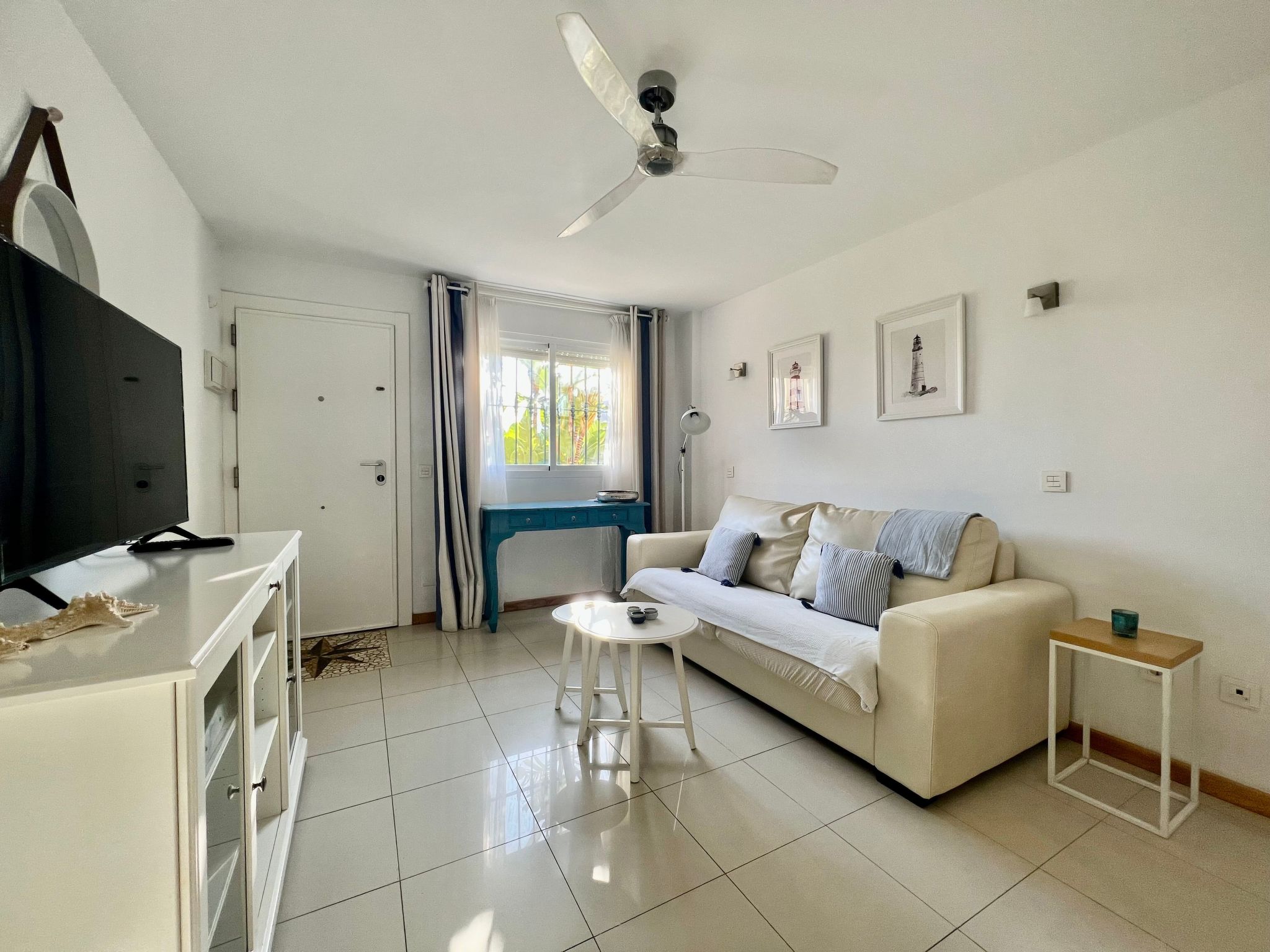 Zweistöckige Ferienwohnung in Marbella-Mijas Costa mit Meerblick-Image-tags.info