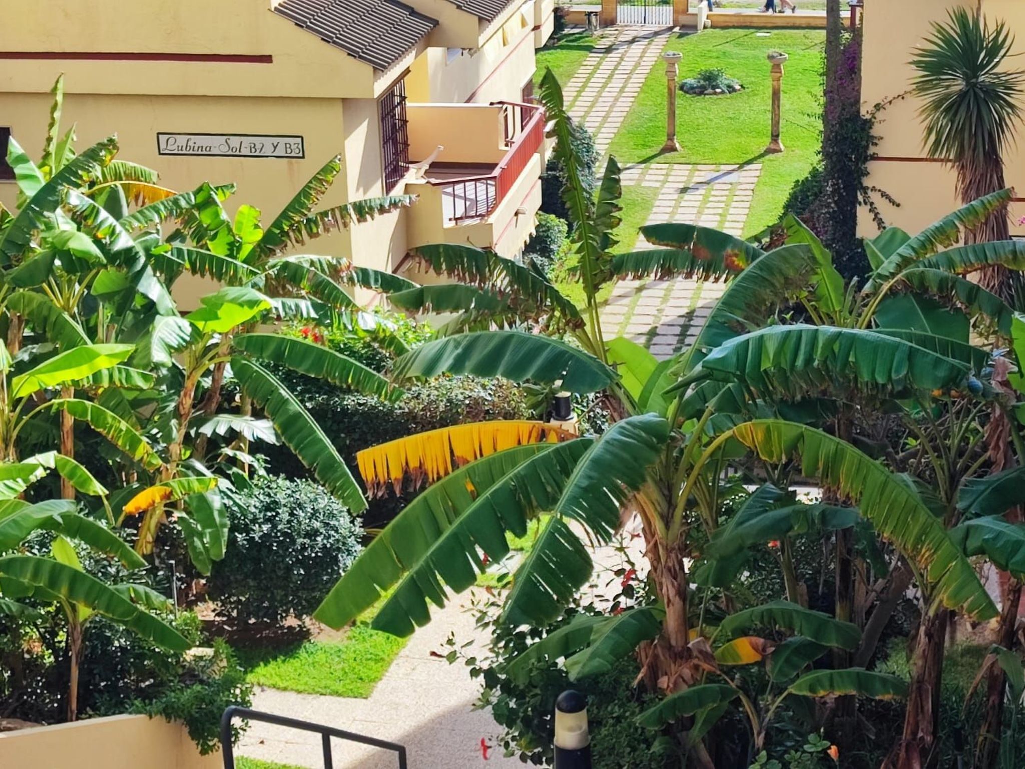 Casa Linda vor dem Strand , Pool, Padel