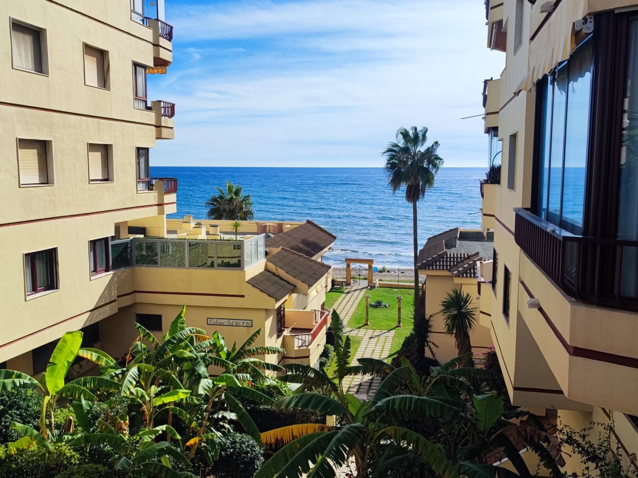 Casa Linda vor dem Strand , Pool, Padel-Image-tags.info