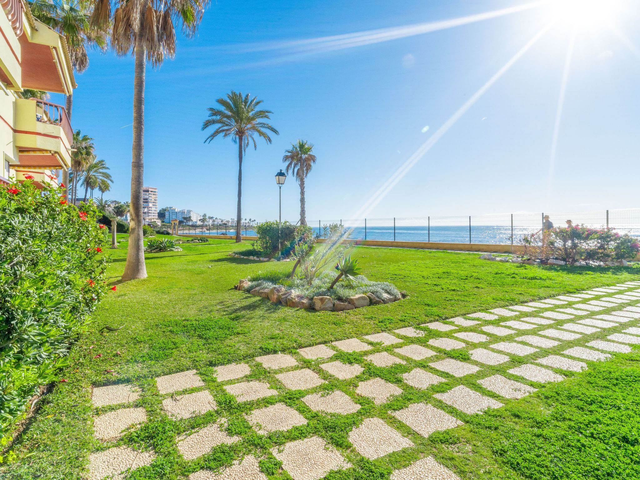 Casa Linda vor dem Strand , Pool, Padel-Image-tags.info