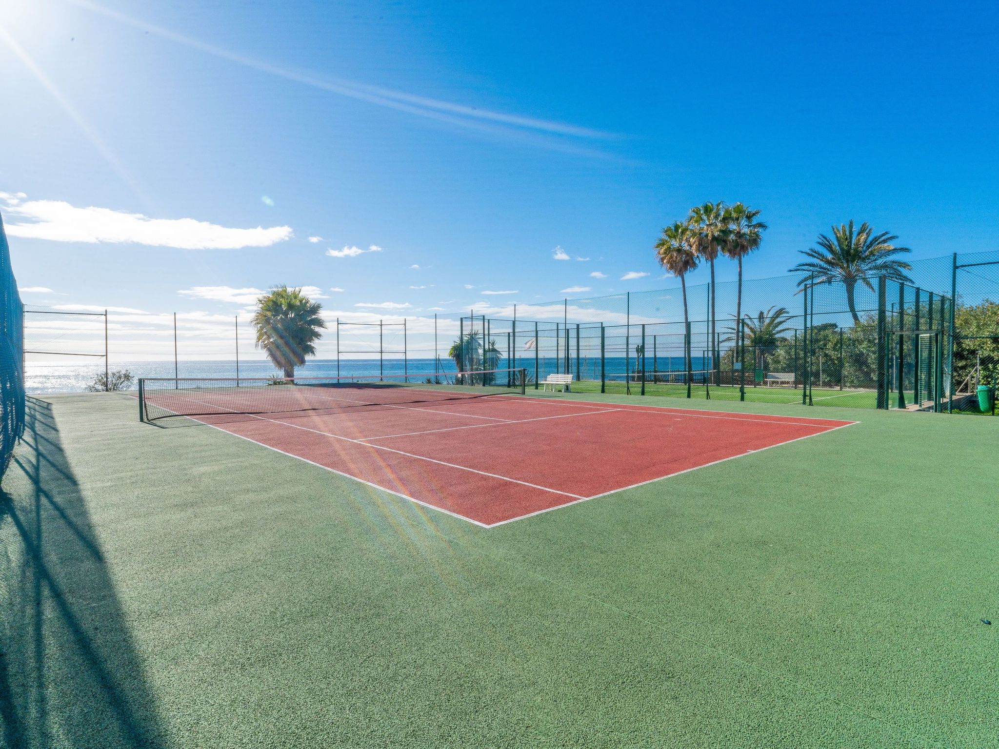Casa Linda vor dem Strand , Pool, Padel-Image-tags.info