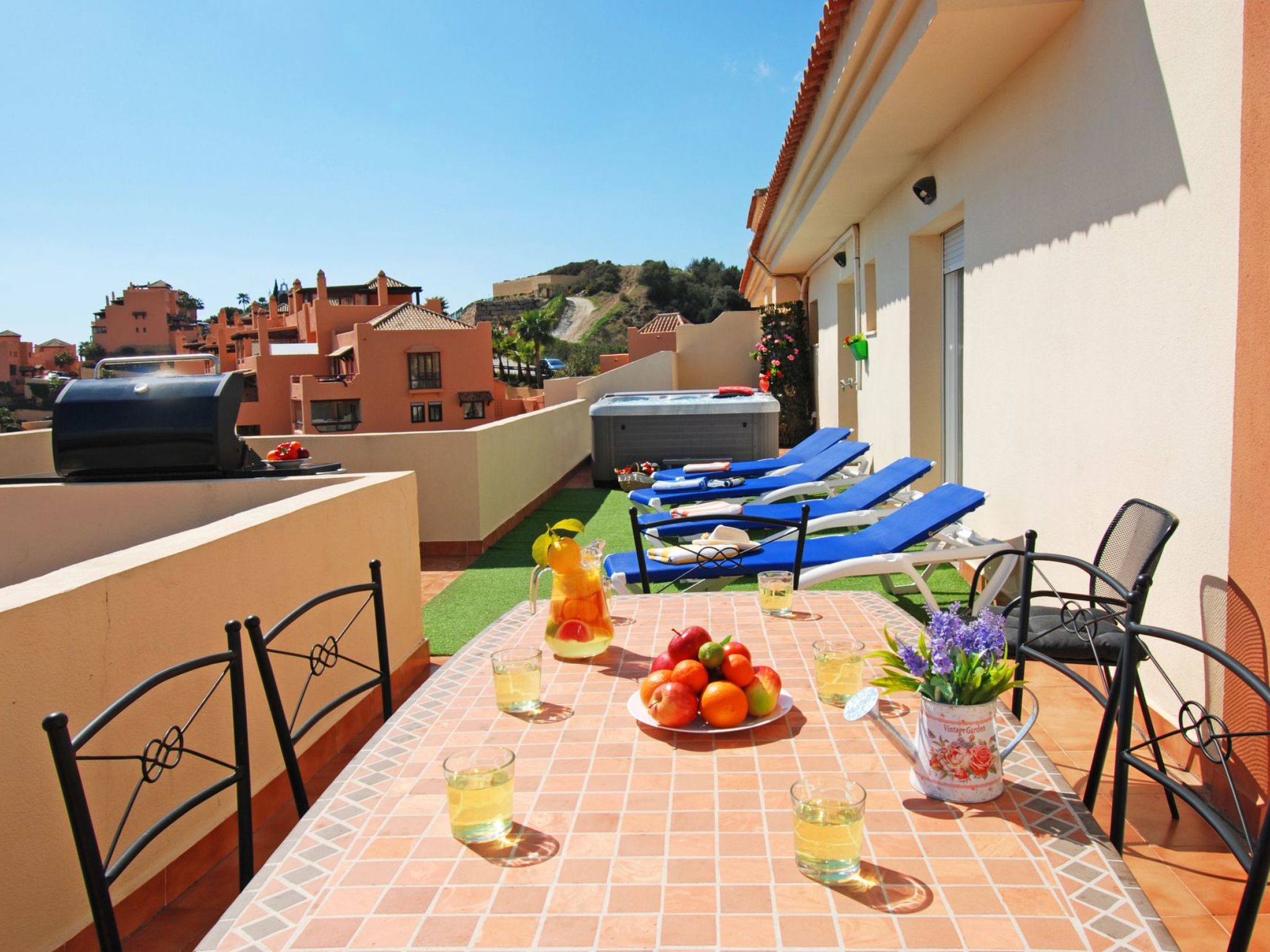 Penthouse, Jacuzzi, Meerblick, BBQ,wifi, AC-Image-tags.info
