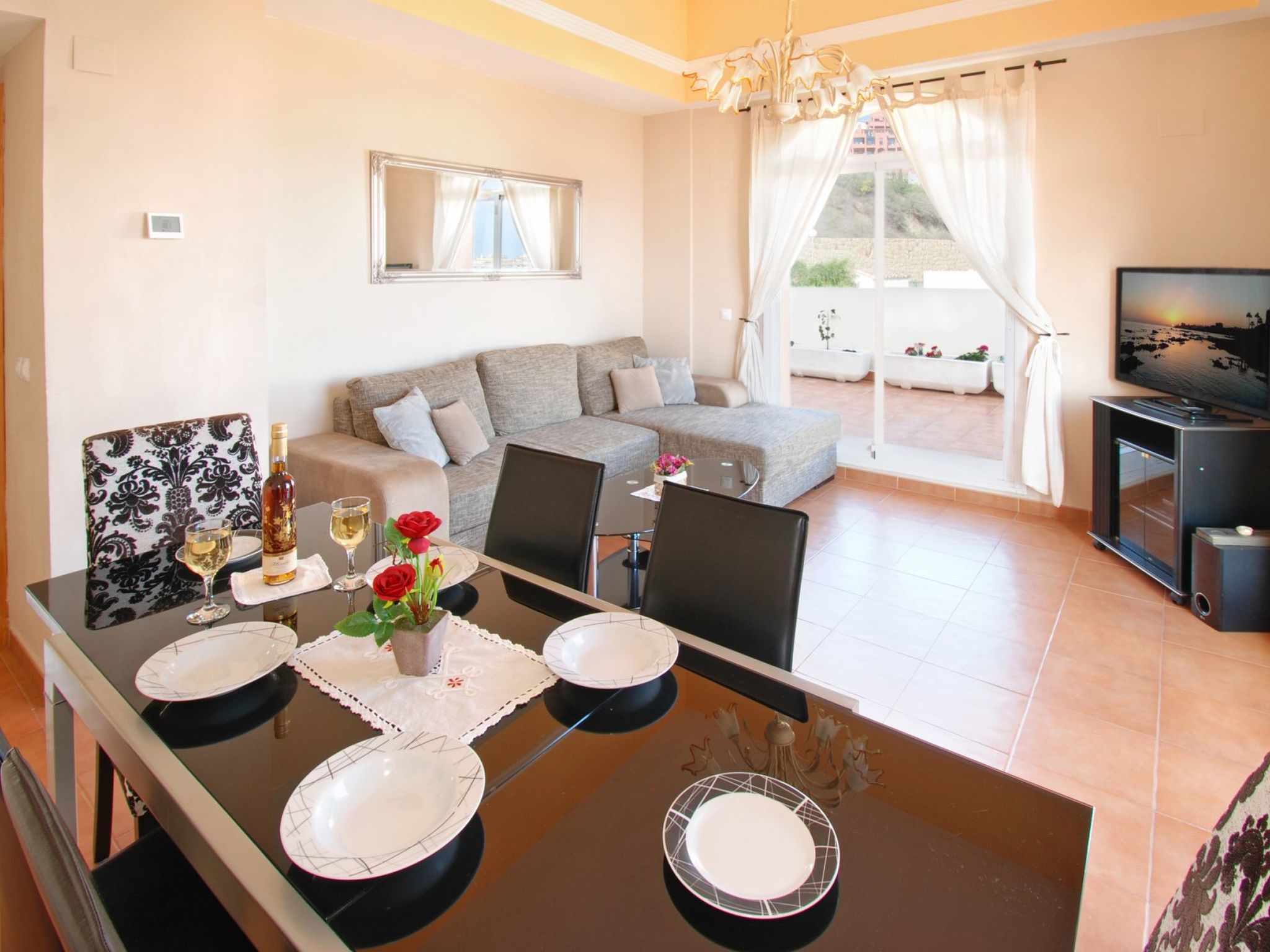 Penthouse, Jacuzzi, Meerblick, BBQ,wifi, AC-Image-tags.info