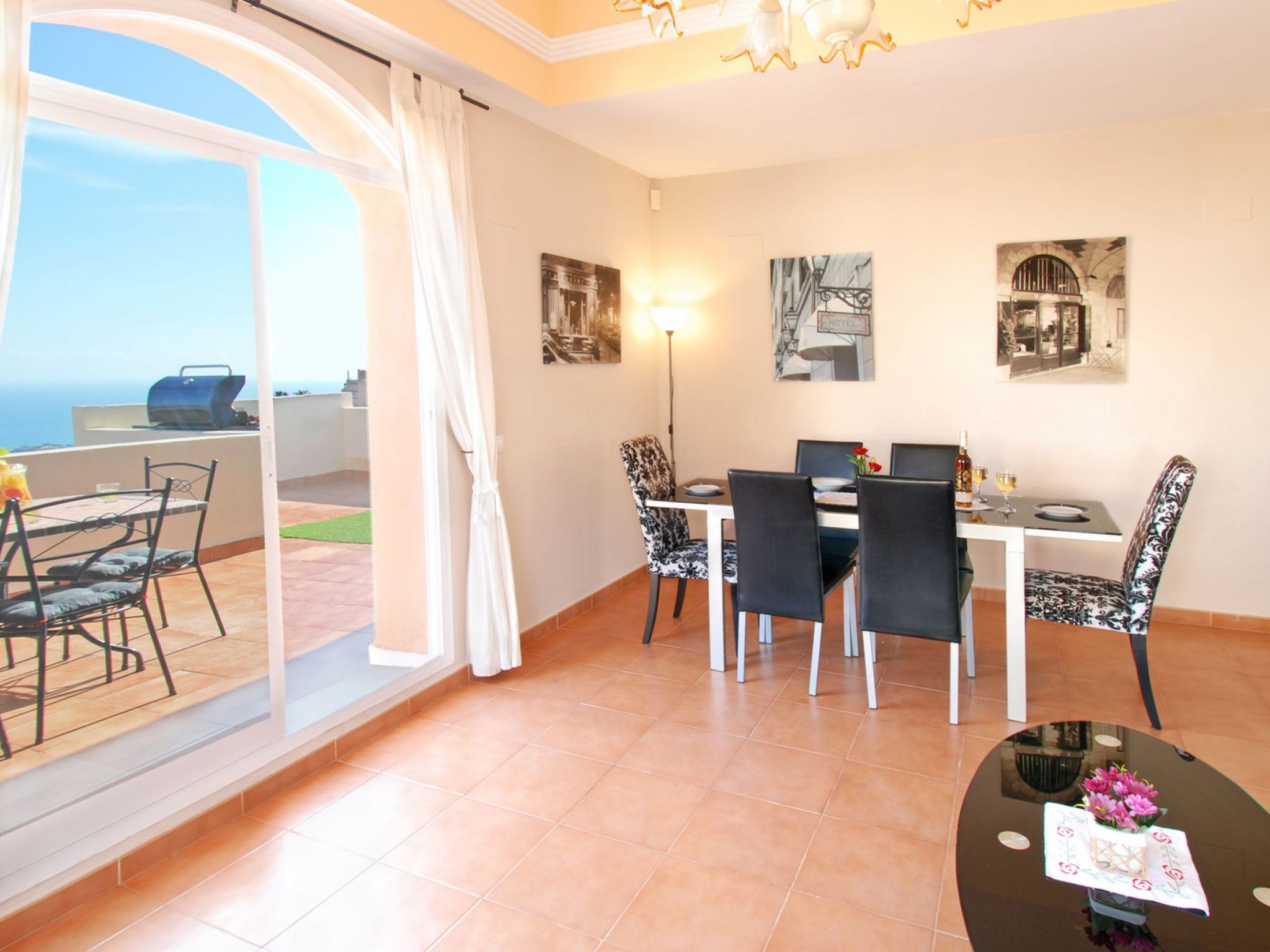 Penthouse, Jacuzzi, Meerblick, BBQ,wifi, AC-Image-tags.info