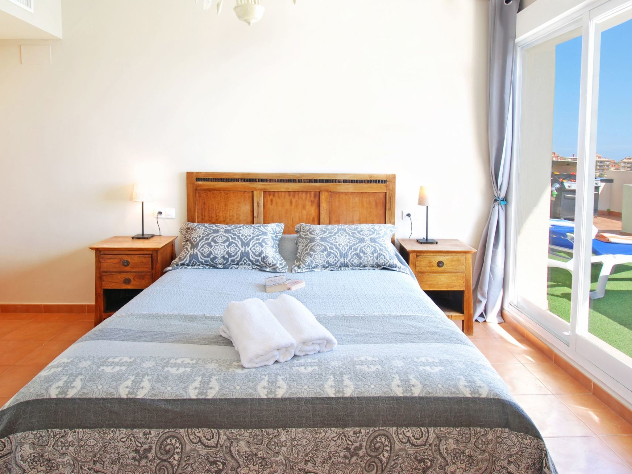 Penthouse, Jacuzzi, Meerblick, BBQ,wifi, AC-Image-tags.info