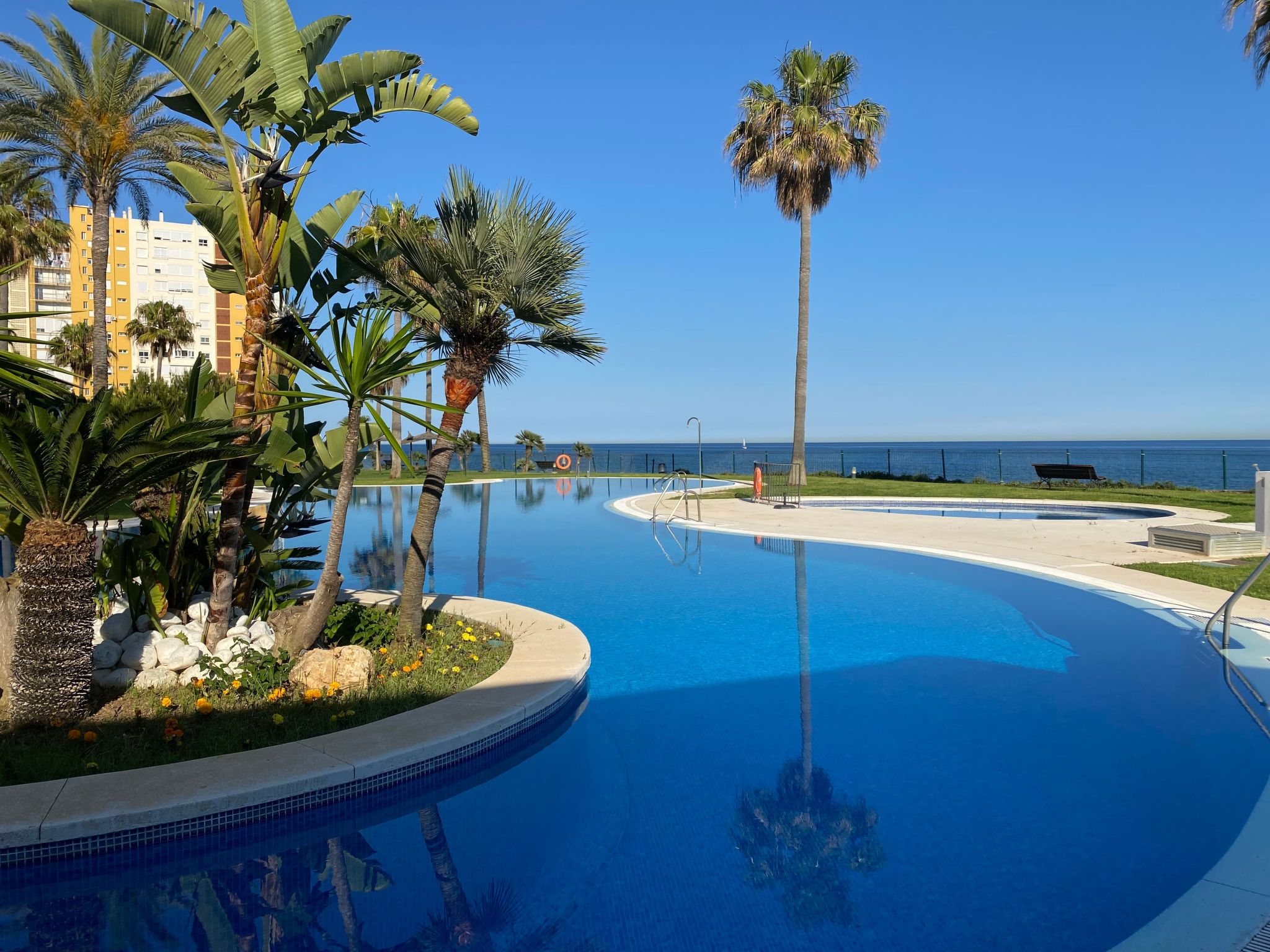 Mit Infinity-Pool-Binnen