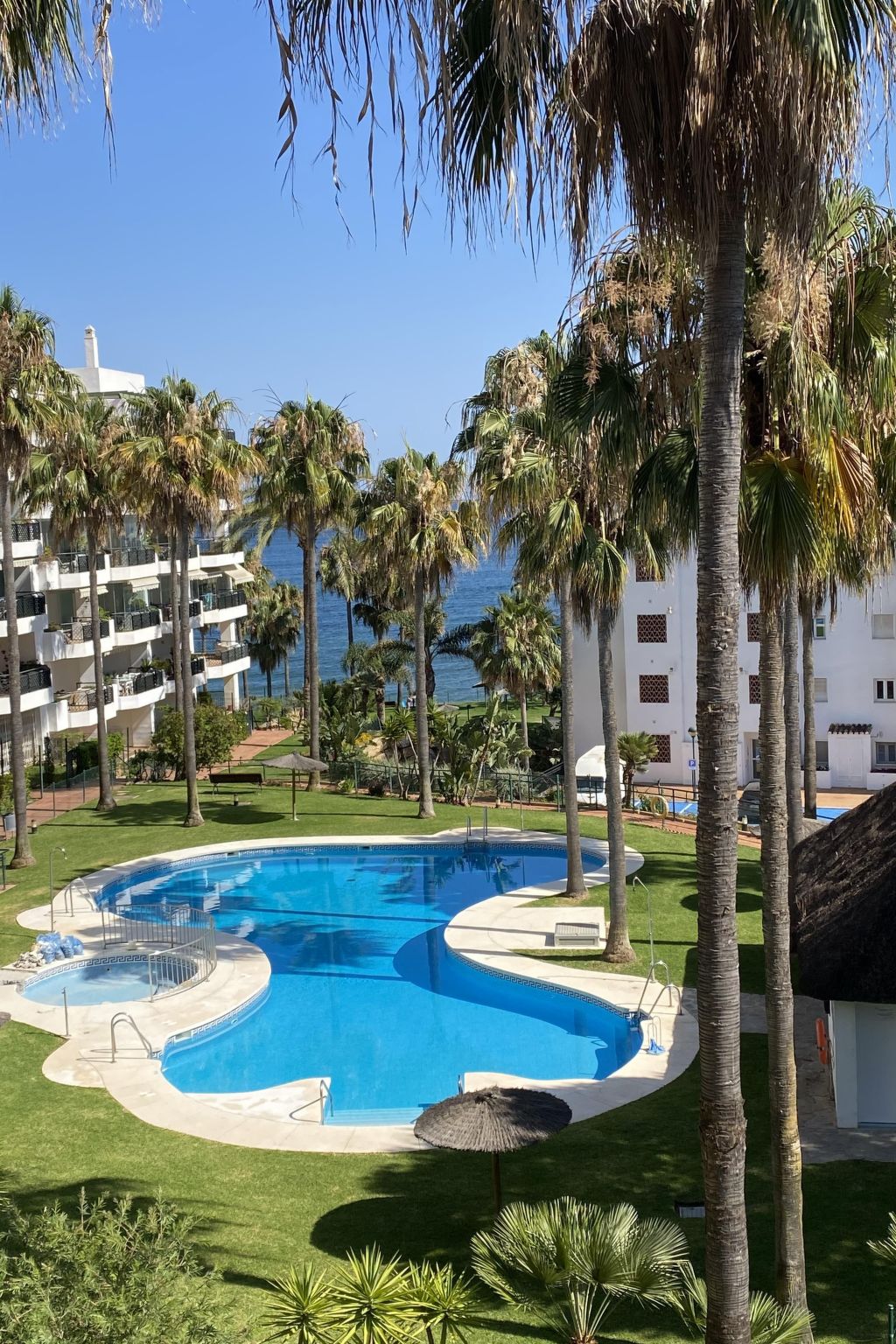 Mit Infinity-Pool-Binnen