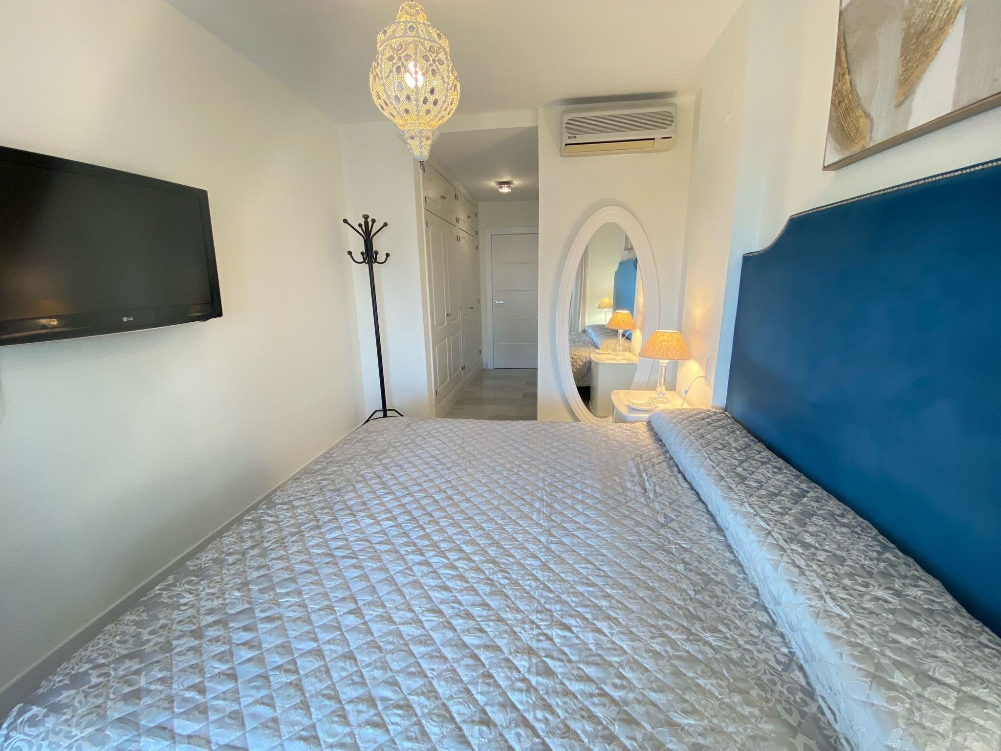 Mit Infinity-Pool-Binnen