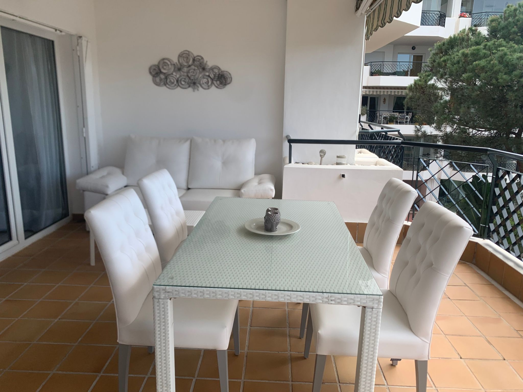 Gemütliche Ferienwohnung in Sitio De Calahonda mit Privatem Parkplatz-Binnen