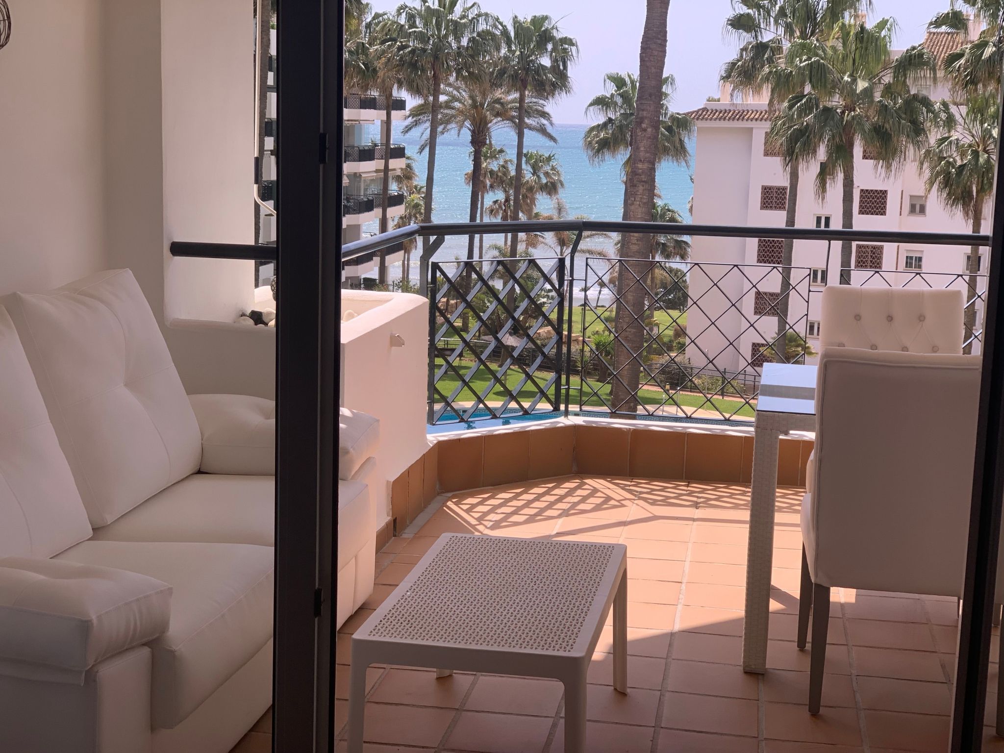 Gemütliche Ferienwohnung in Sitio De Calahonda mit Privatem Parkplatz-Binnen