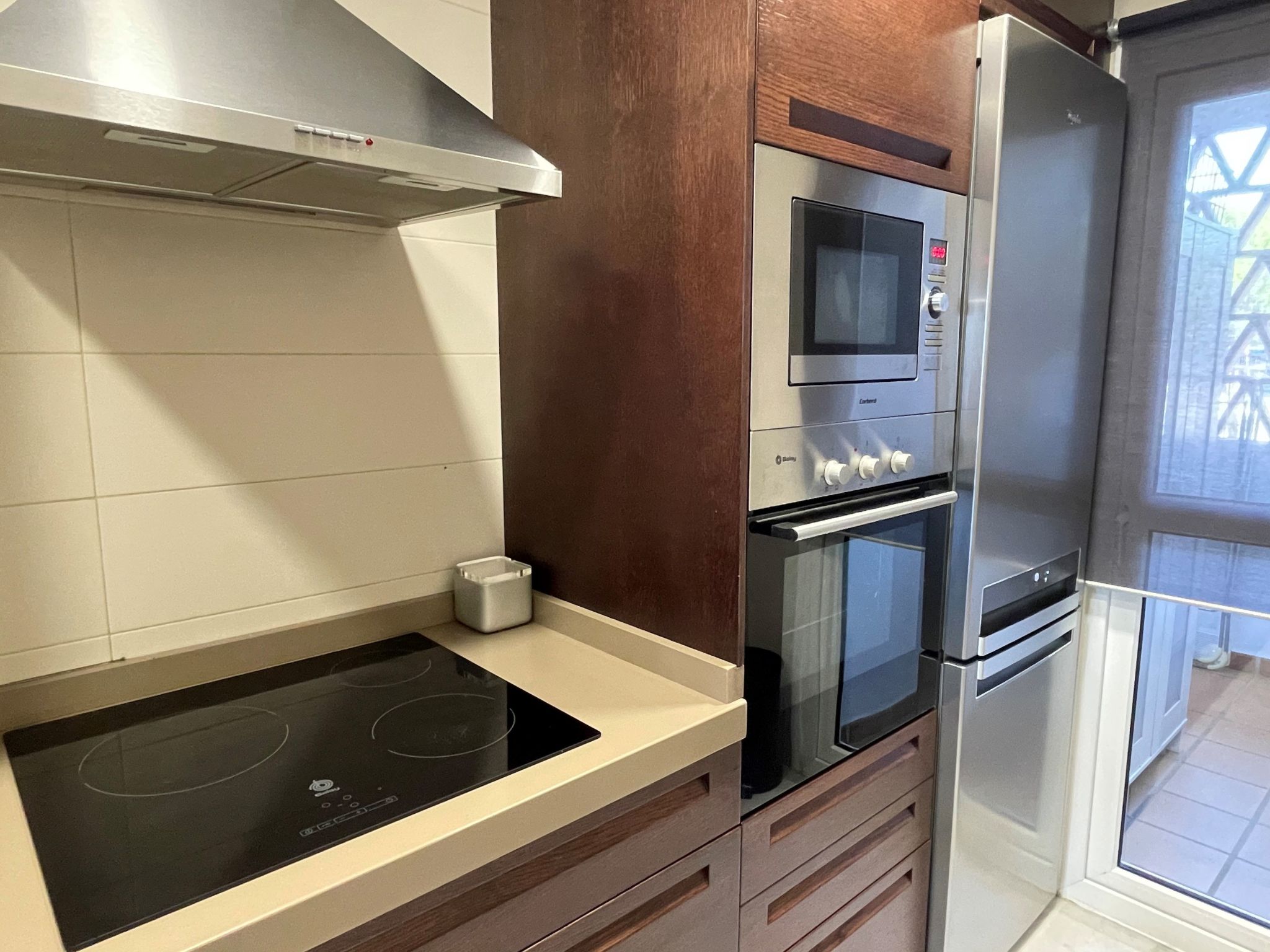 Gemütliche Ferienwohnung in Sitio De Calahonda mit Privatem Parkplatz-Binnen