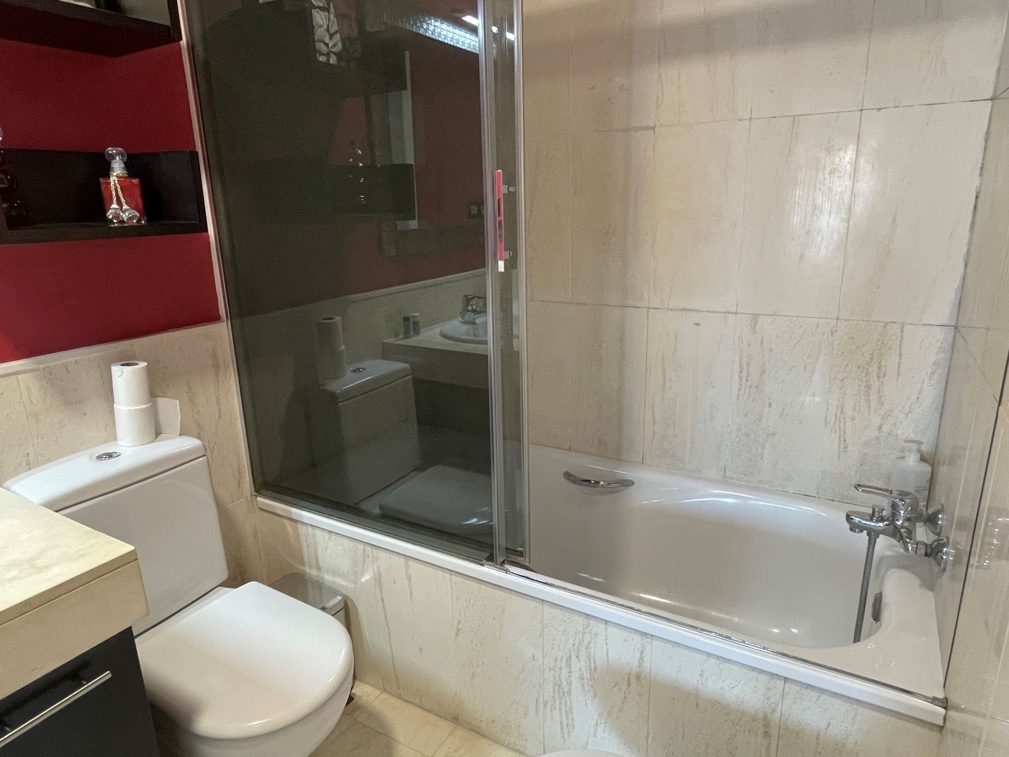 Gemütliche Ferienwohnung in Sitio De Calahonda mit Privatem Parkplatz-Binnen