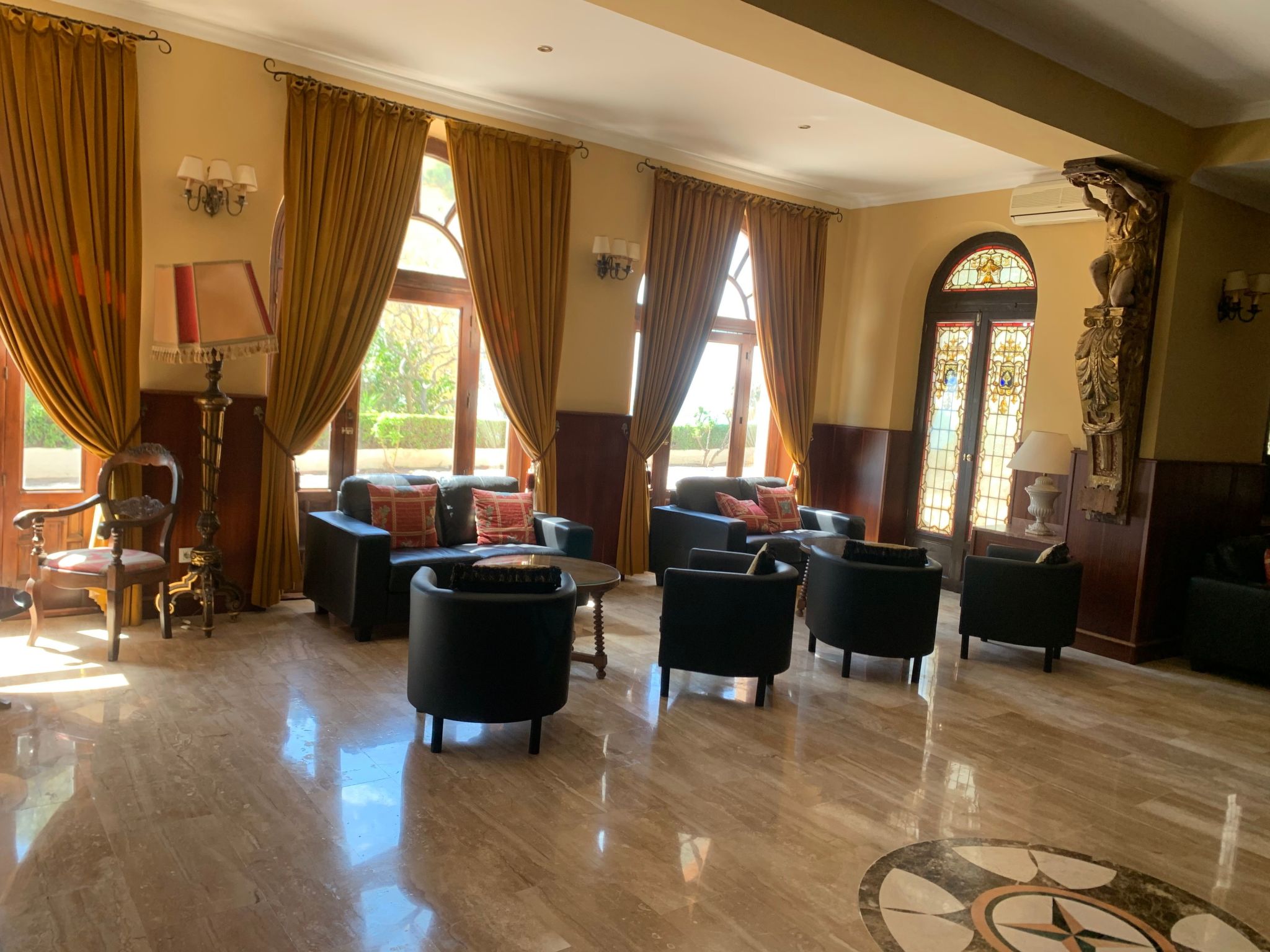 Appartement-Villa, Beach Front-Binnen