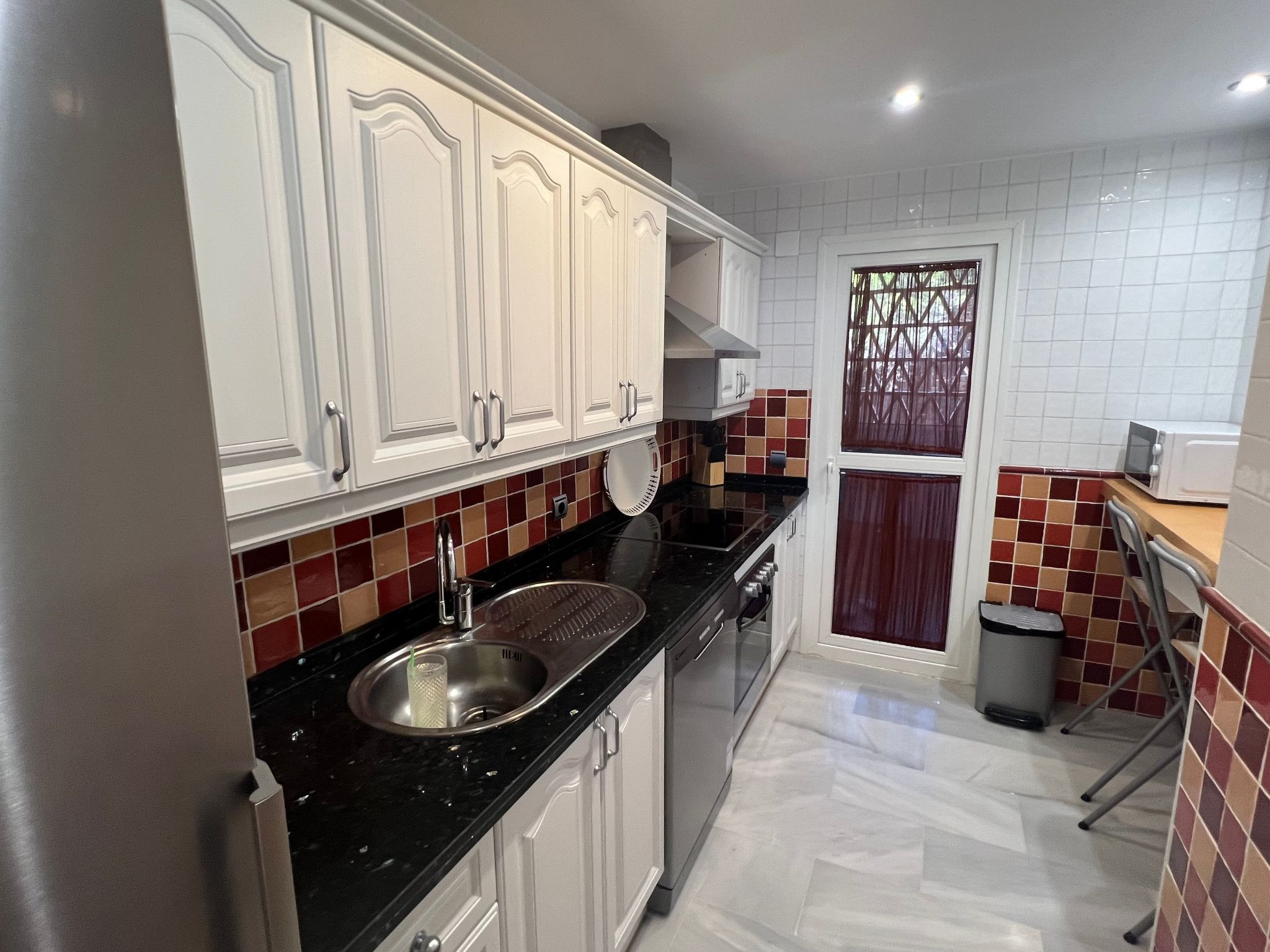 in Sitio De Calahonda mit Privatem Parkplatz und Meerblick