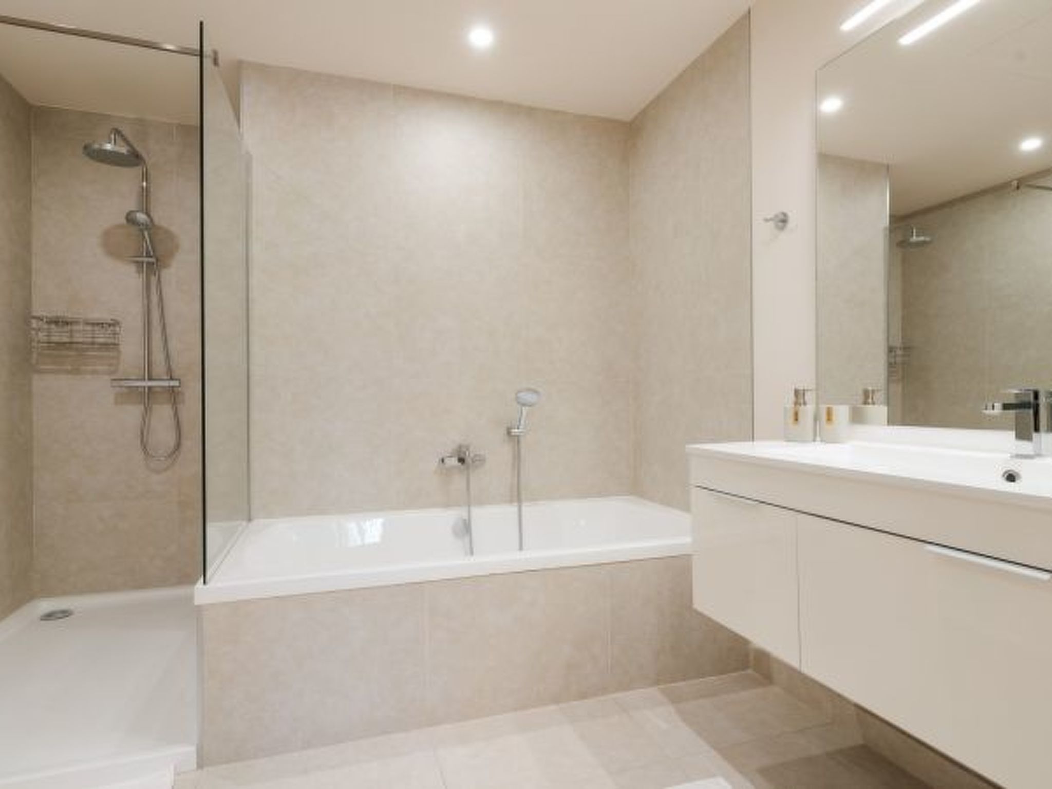 Photo of Jardinana - apartment with two bedrooms close to b