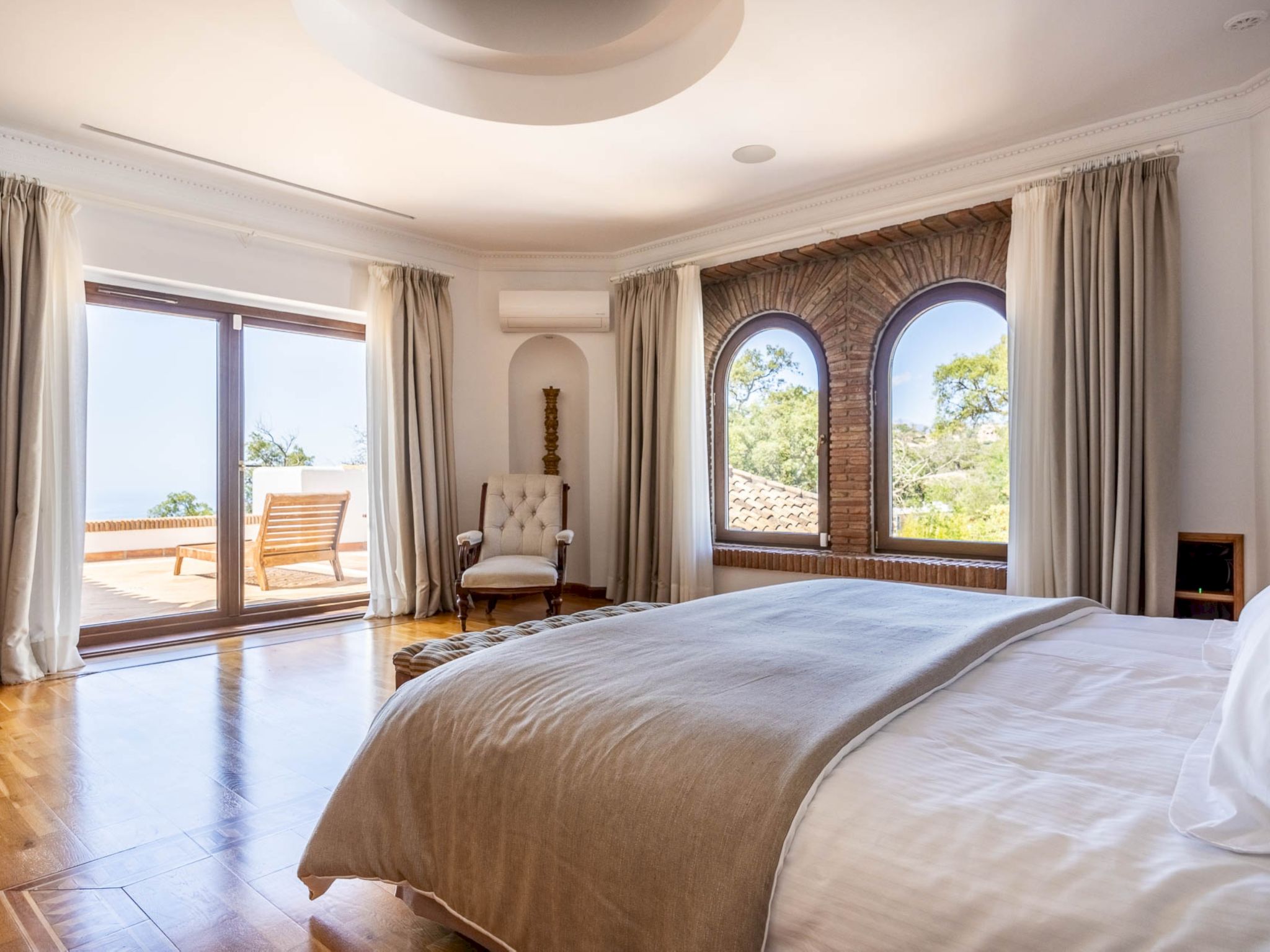 Villa Serena-Binnen