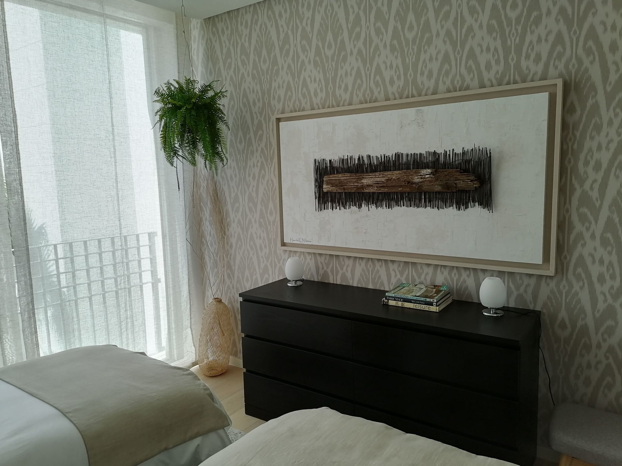 Exklusives Neubau-Penthouse mit Meerblick und Pool-Binnen