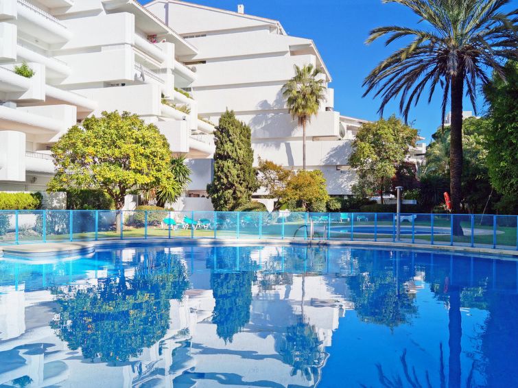 Jardines Del Mar in Marbella, Costa del Sol, Spanje huren? | Costa Casa