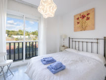 Sfeervol appartement aan zee in Marbella met zwembad en tuin - thumbnail 4