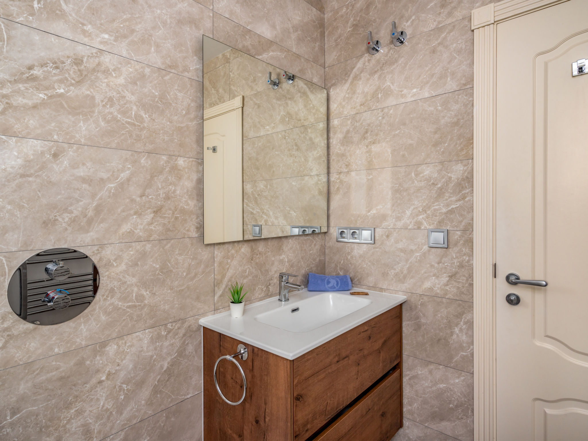 Photo of Fuente Aloha